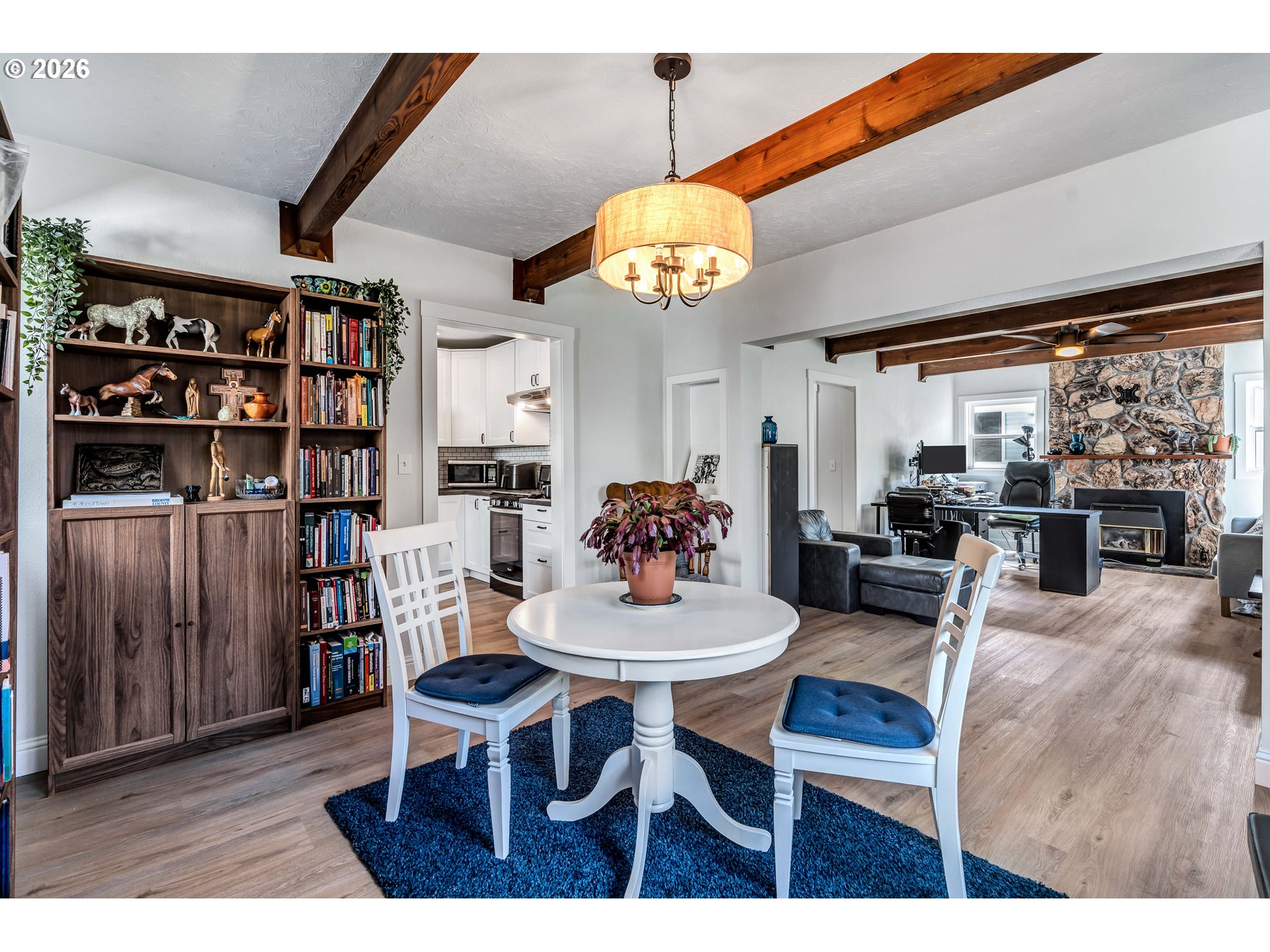7914 7916 SE MAIN ST