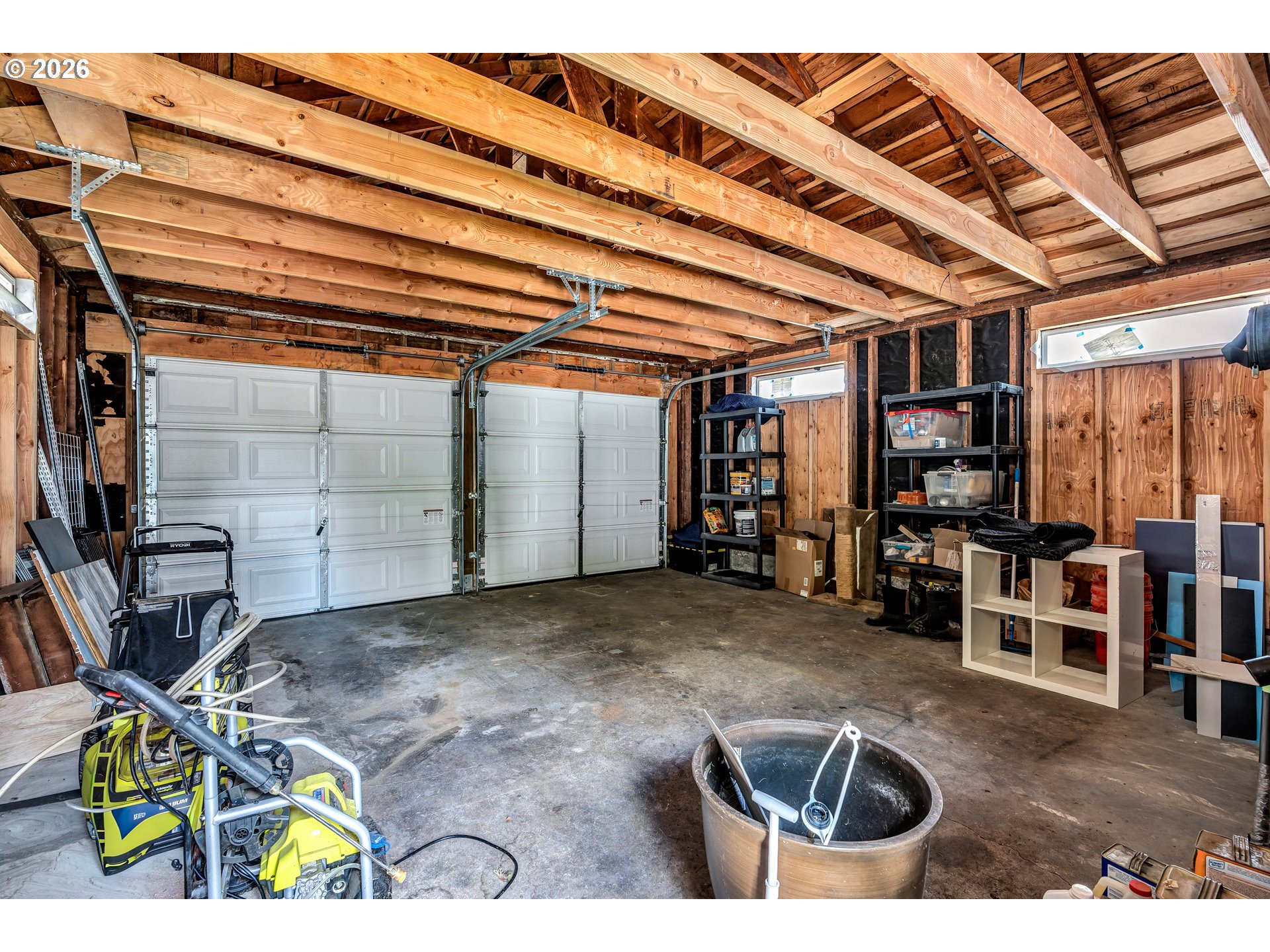 7914 7916 SE MAIN ST