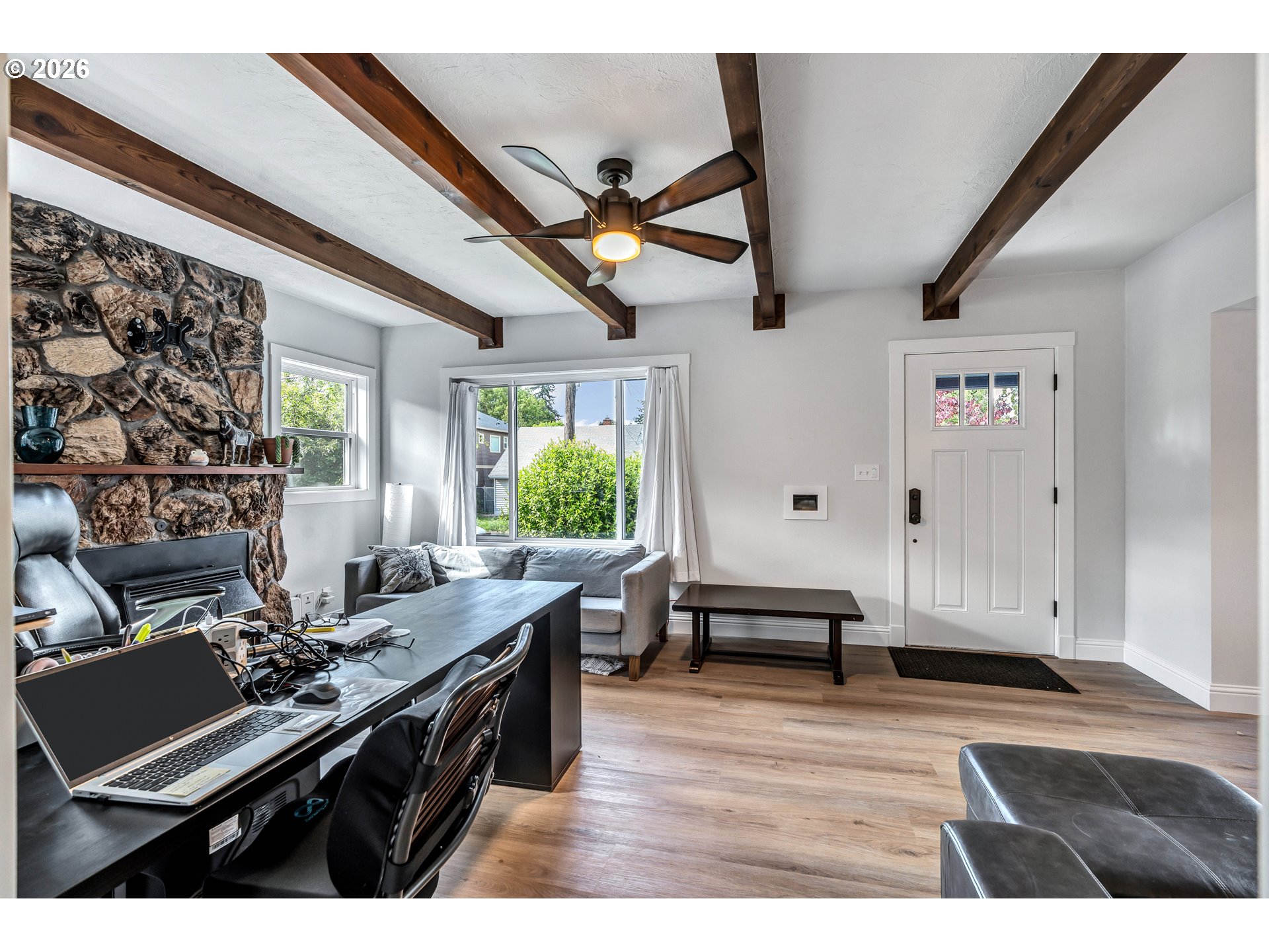 7914 7916 SE MAIN ST