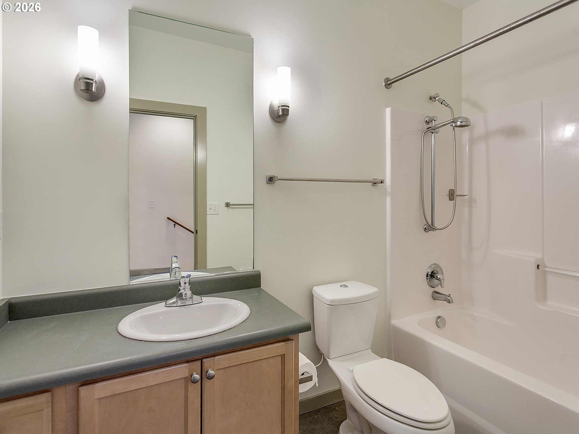 2525 N KILLINGSWORTH ST 310