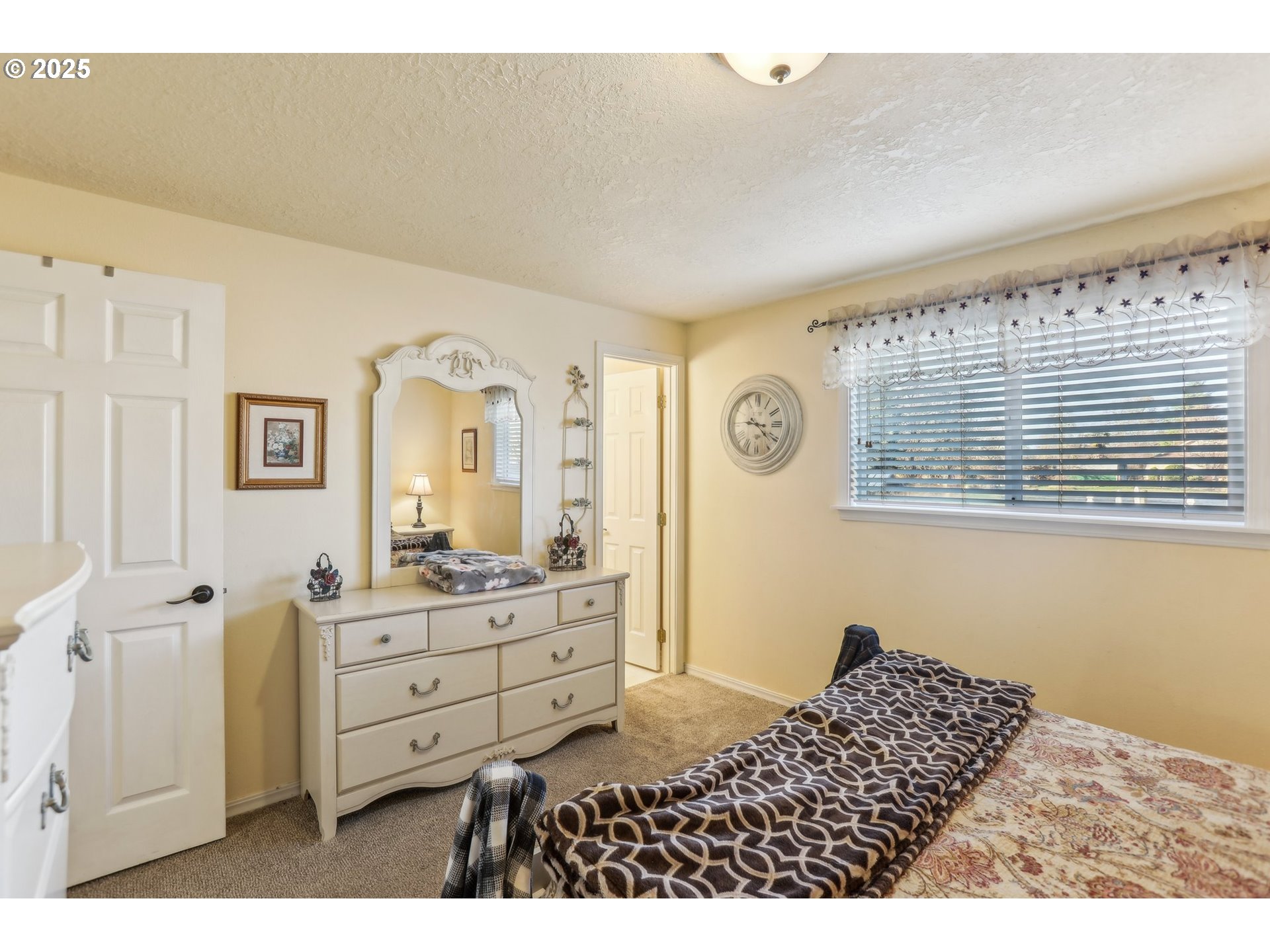 385 FIR ST, Mt. Angel
