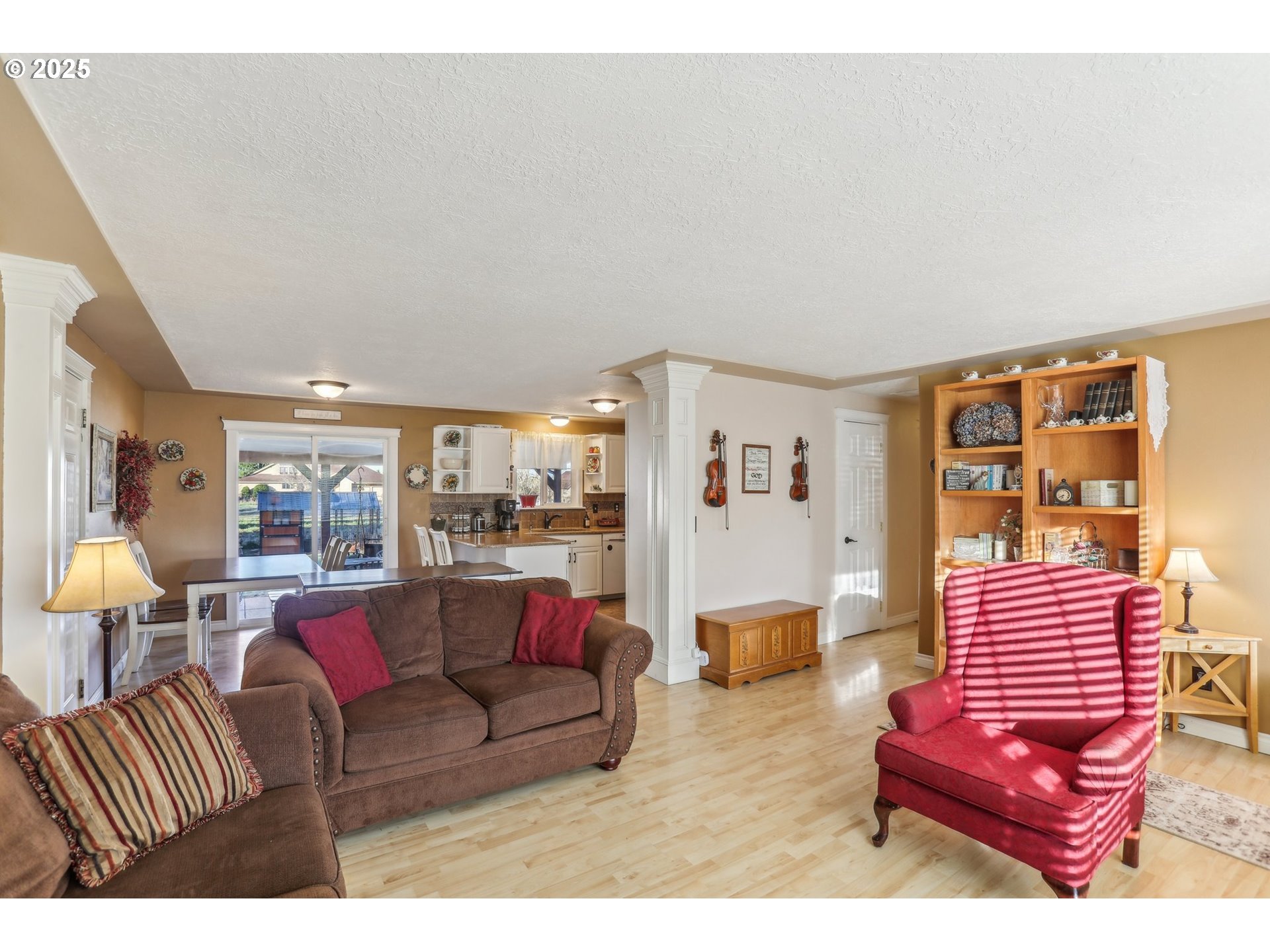 385 FIR ST, Mt. Angel