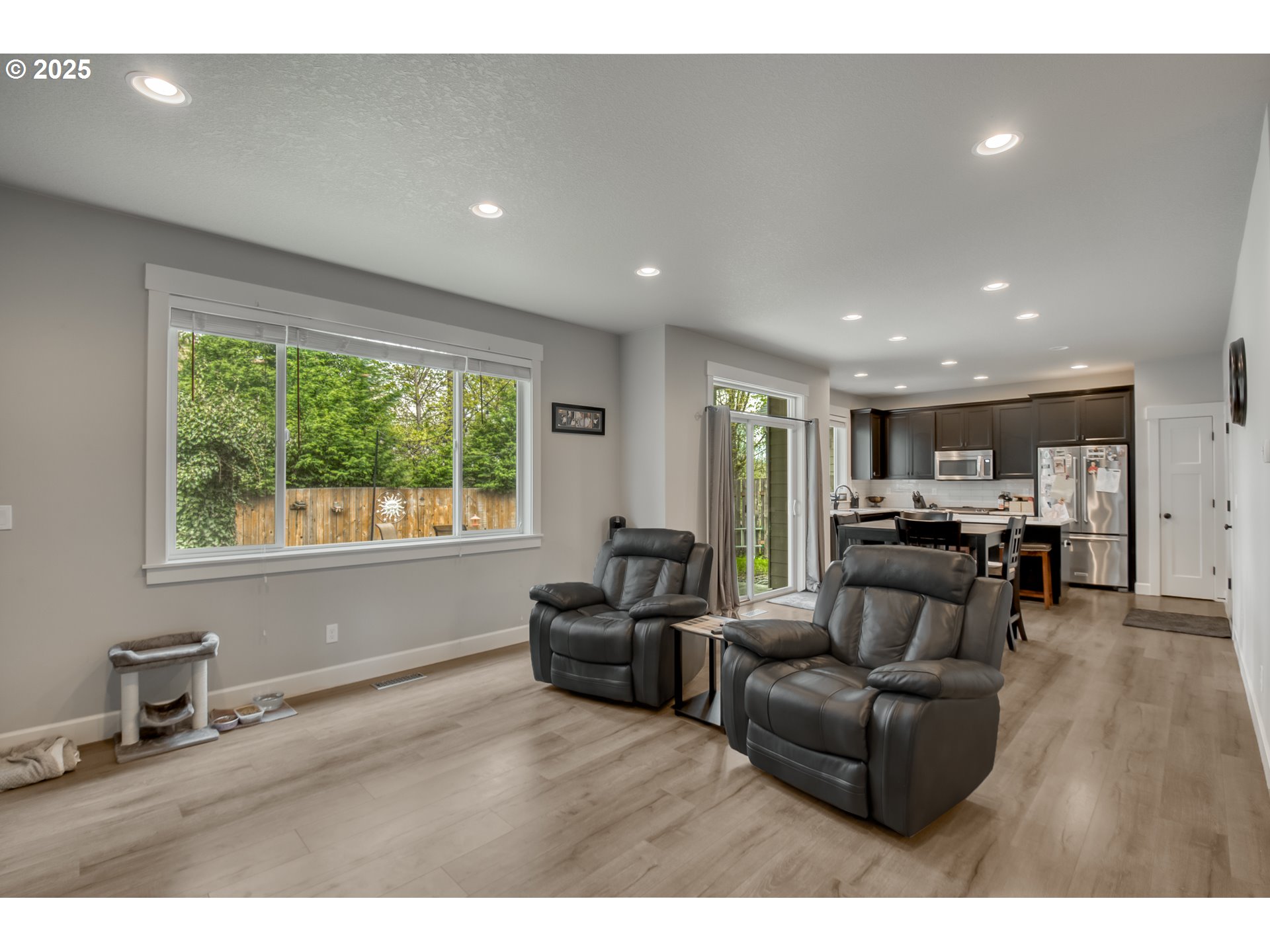 619 DEPOT ST, Fairview