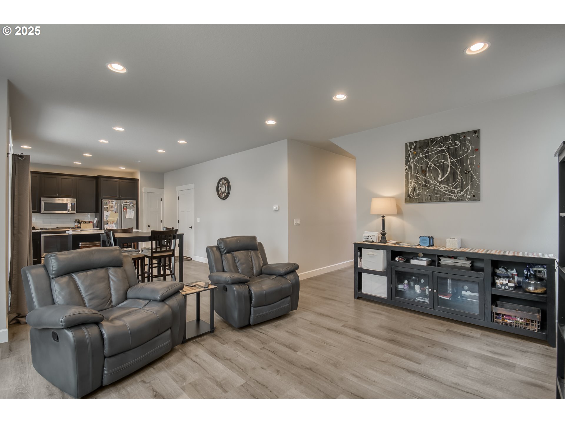 619 DEPOT ST, Fairview