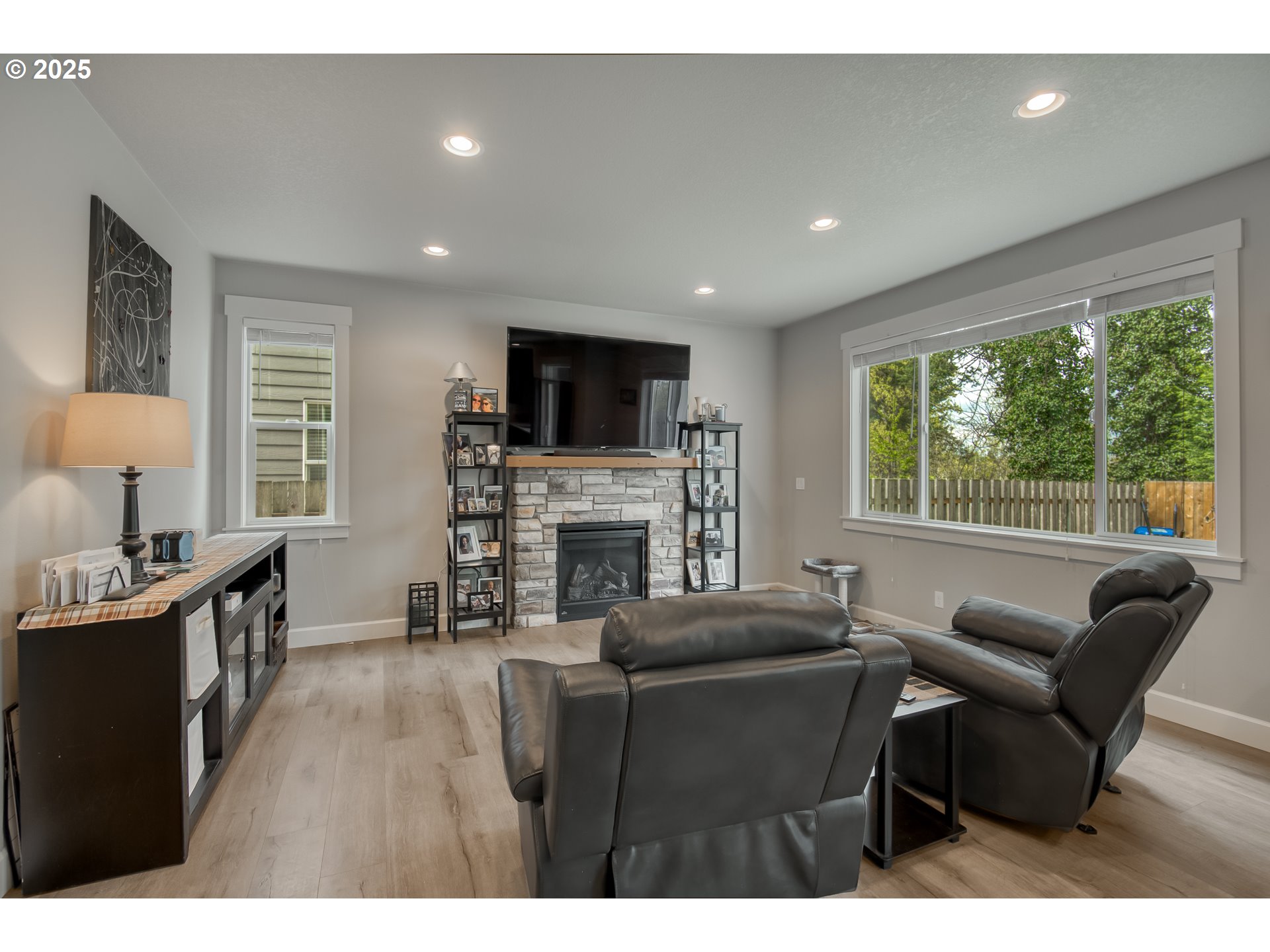 619 DEPOT ST, Fairview