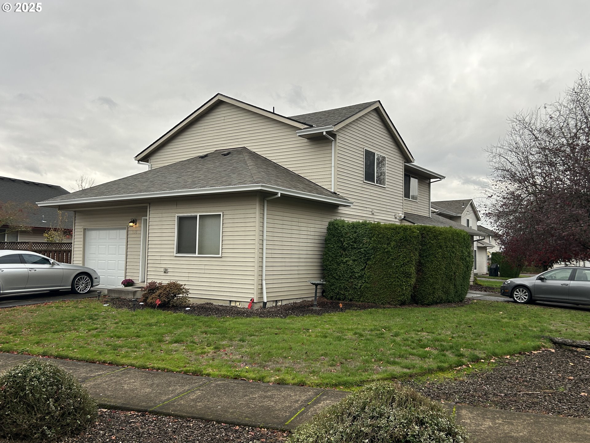 1042/1108 NE LIJA LOOP