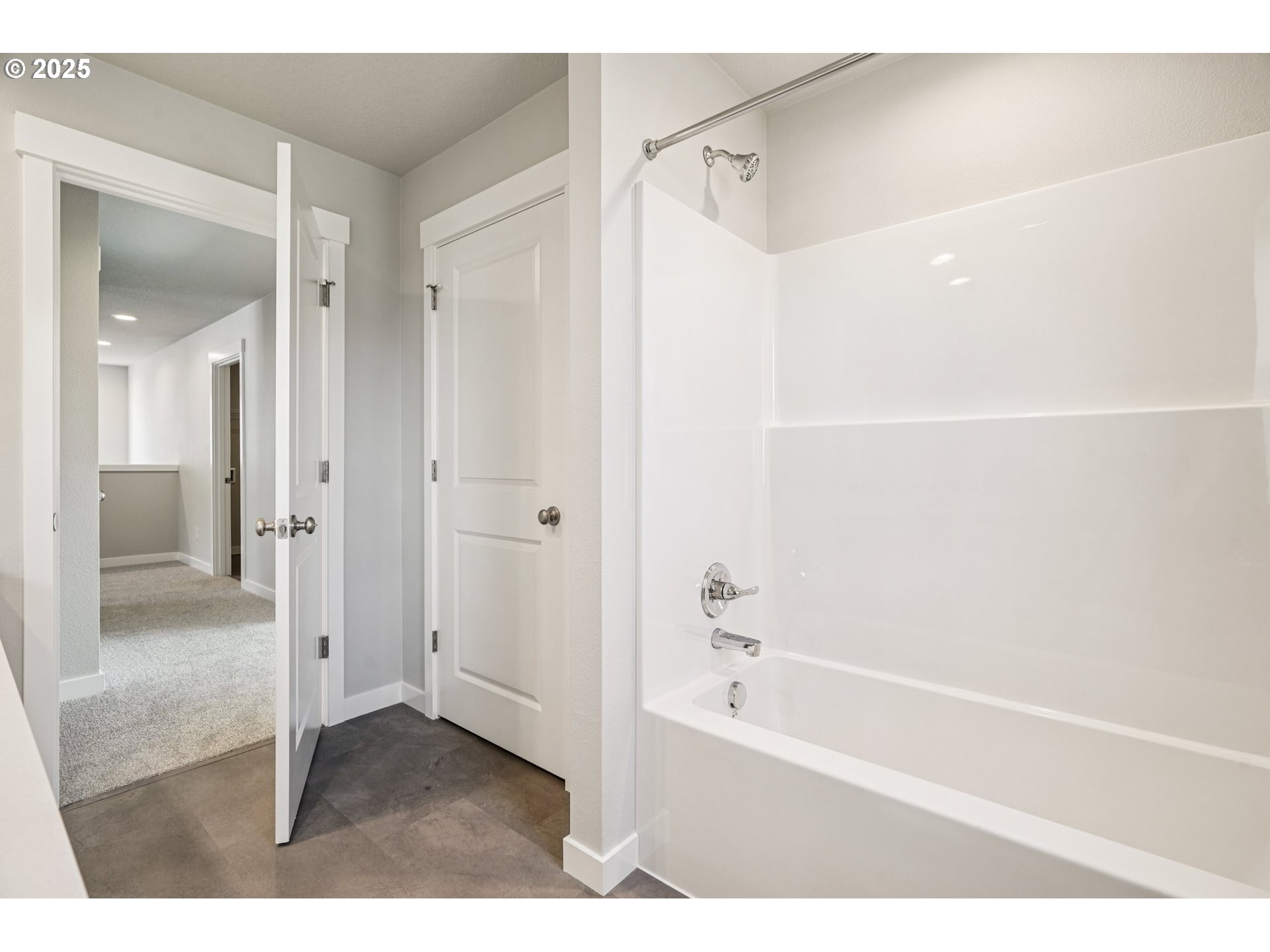 41540 METOLIUS AVE 19