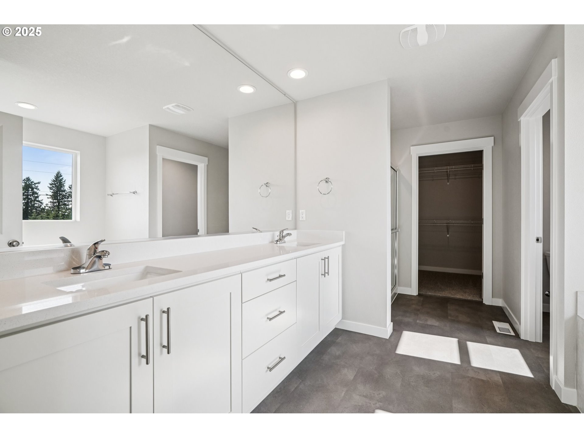 41540 METOLIUS AVE 19