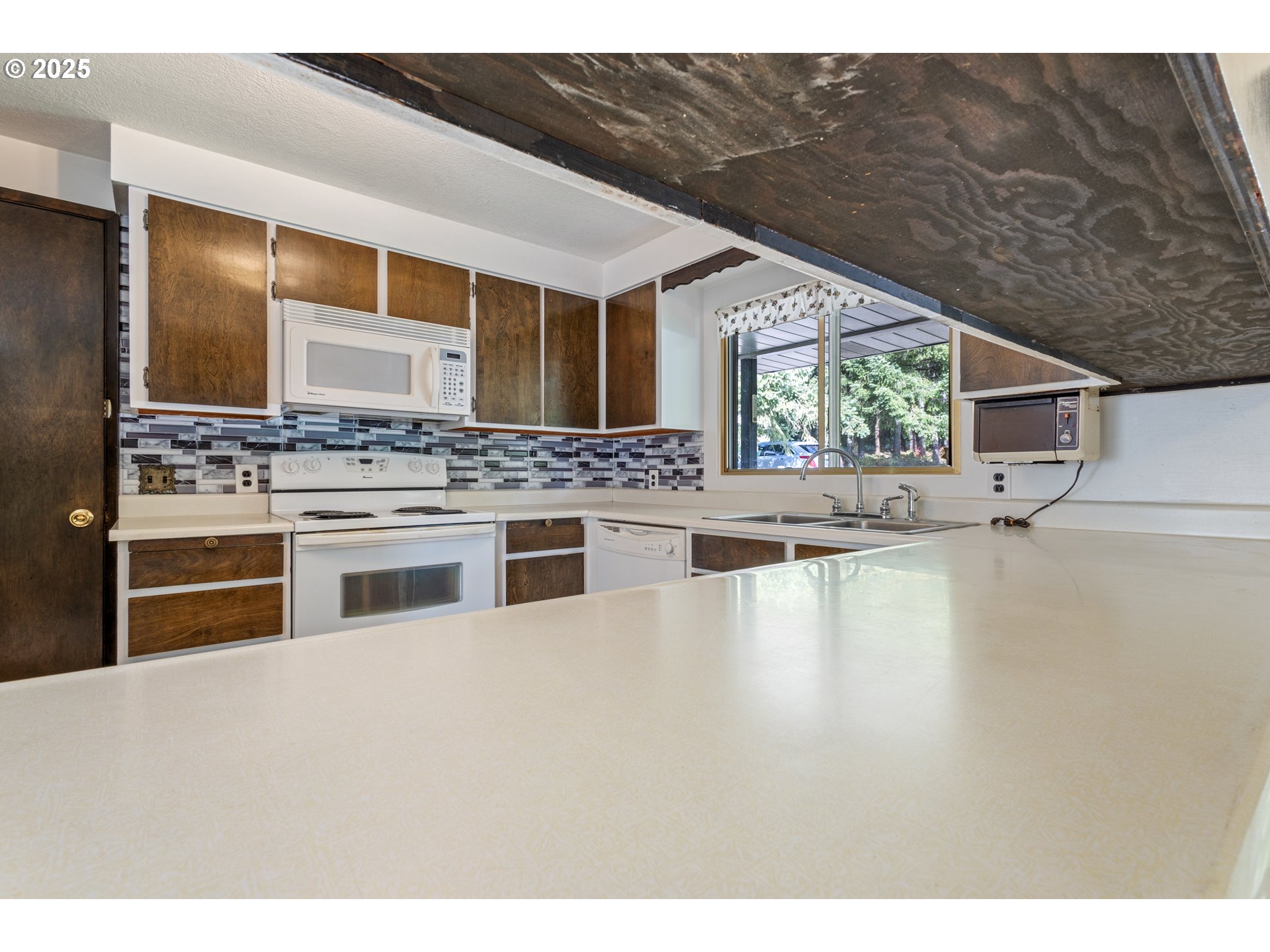 5673 SW OLD HIGHWAY 47