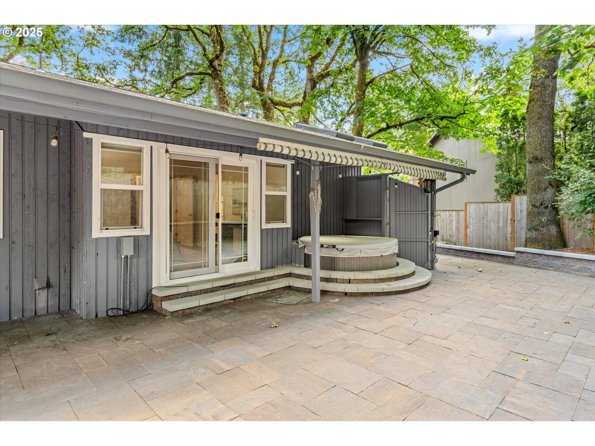 63 TOUCHSTONE