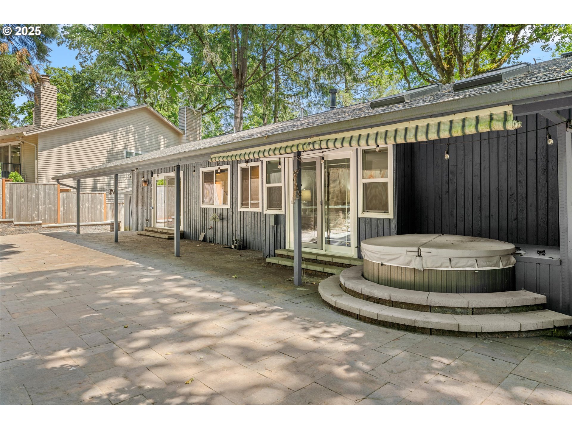 63 TOUCHSTONE