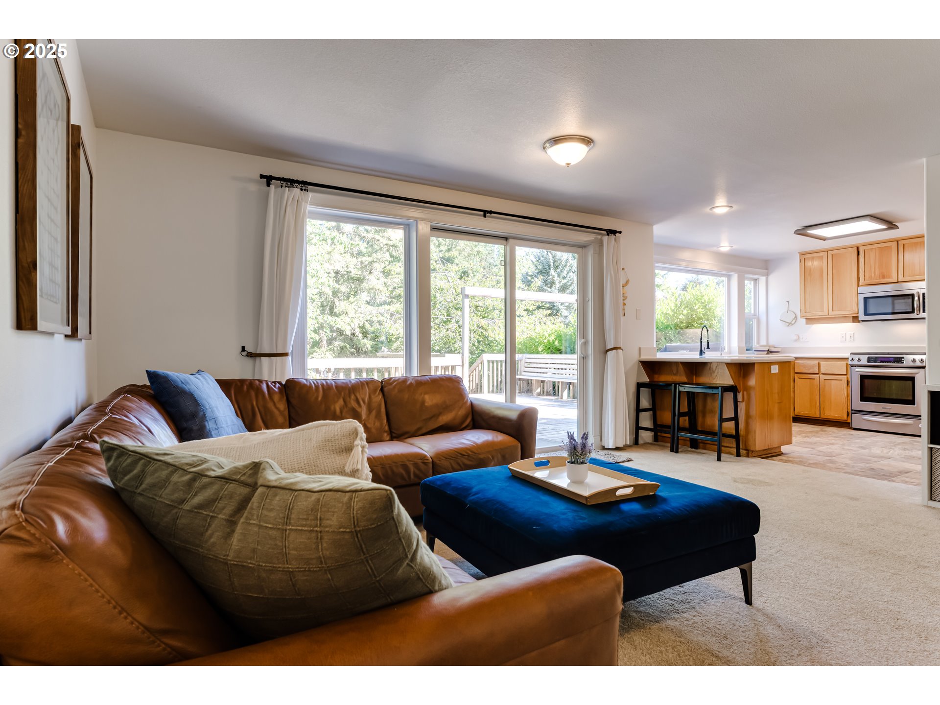 3896 ASHFORD DR