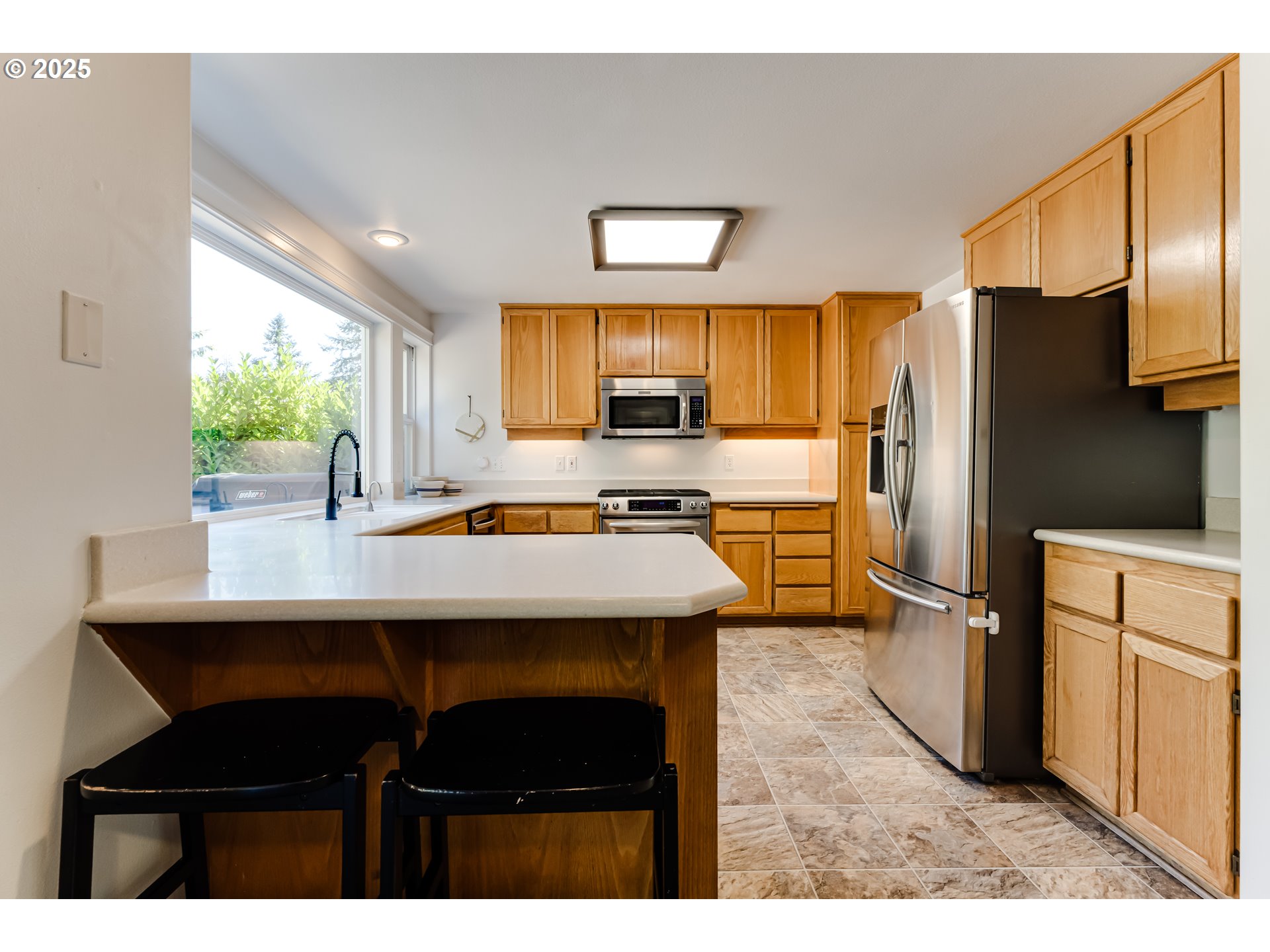 3896 ASHFORD DR