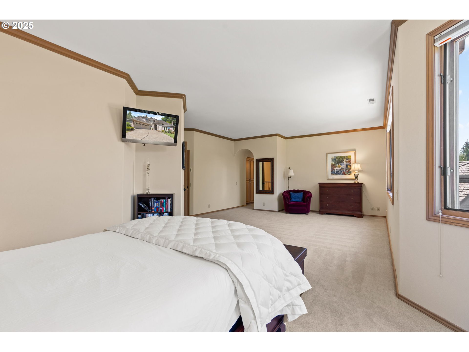 19056 MEGAN PL