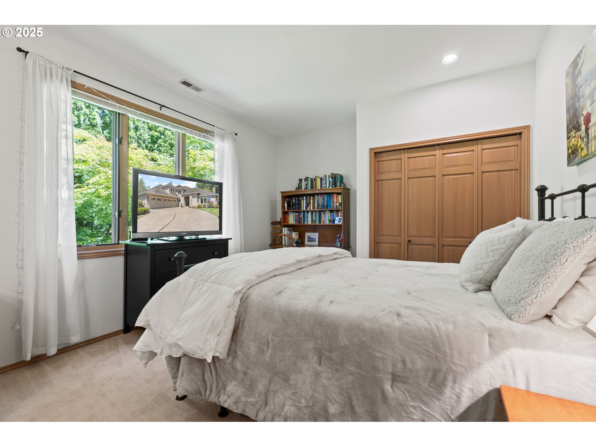 19056 MEGAN PL