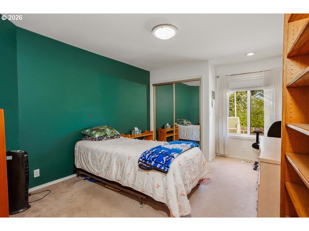 2115 S 26TH AVE