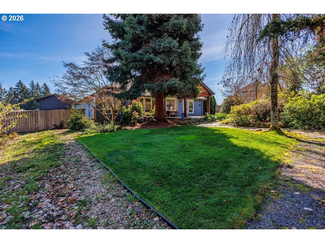 2115 S 26TH AVE