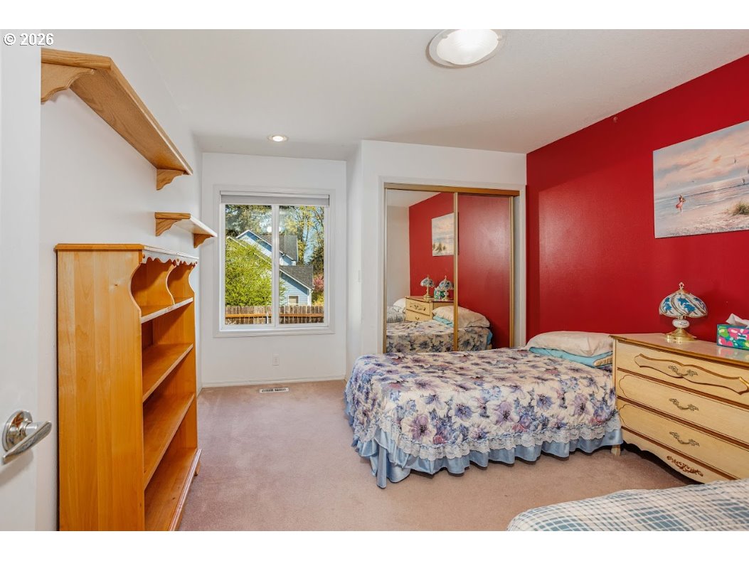 2115 S 26TH AVE