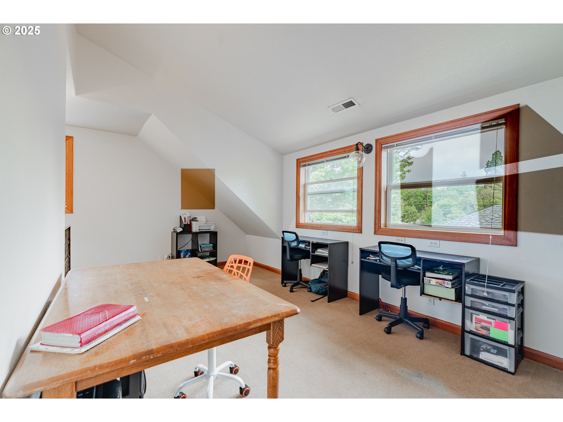 2220 17TH AVE