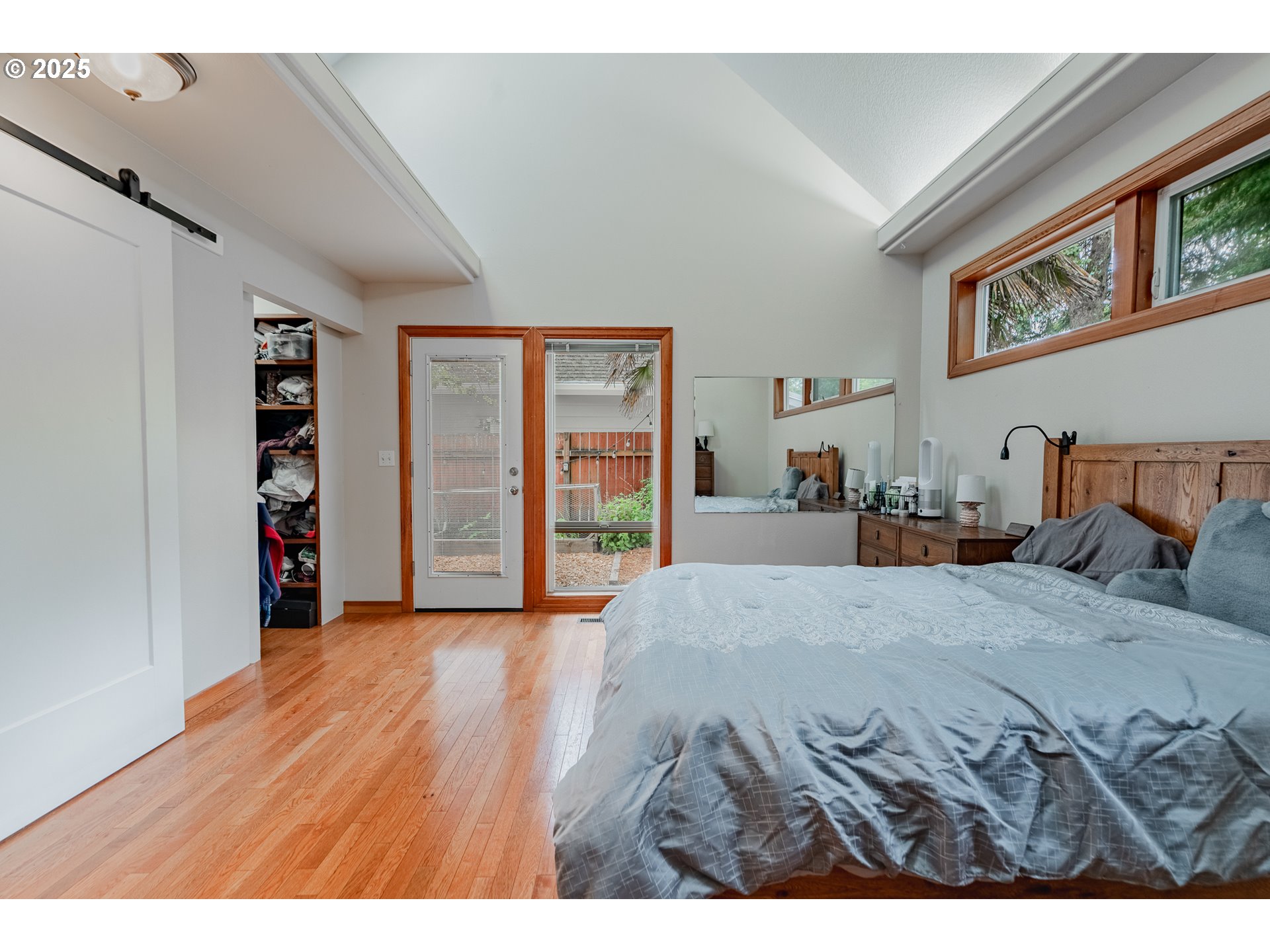 2220 17TH AVE