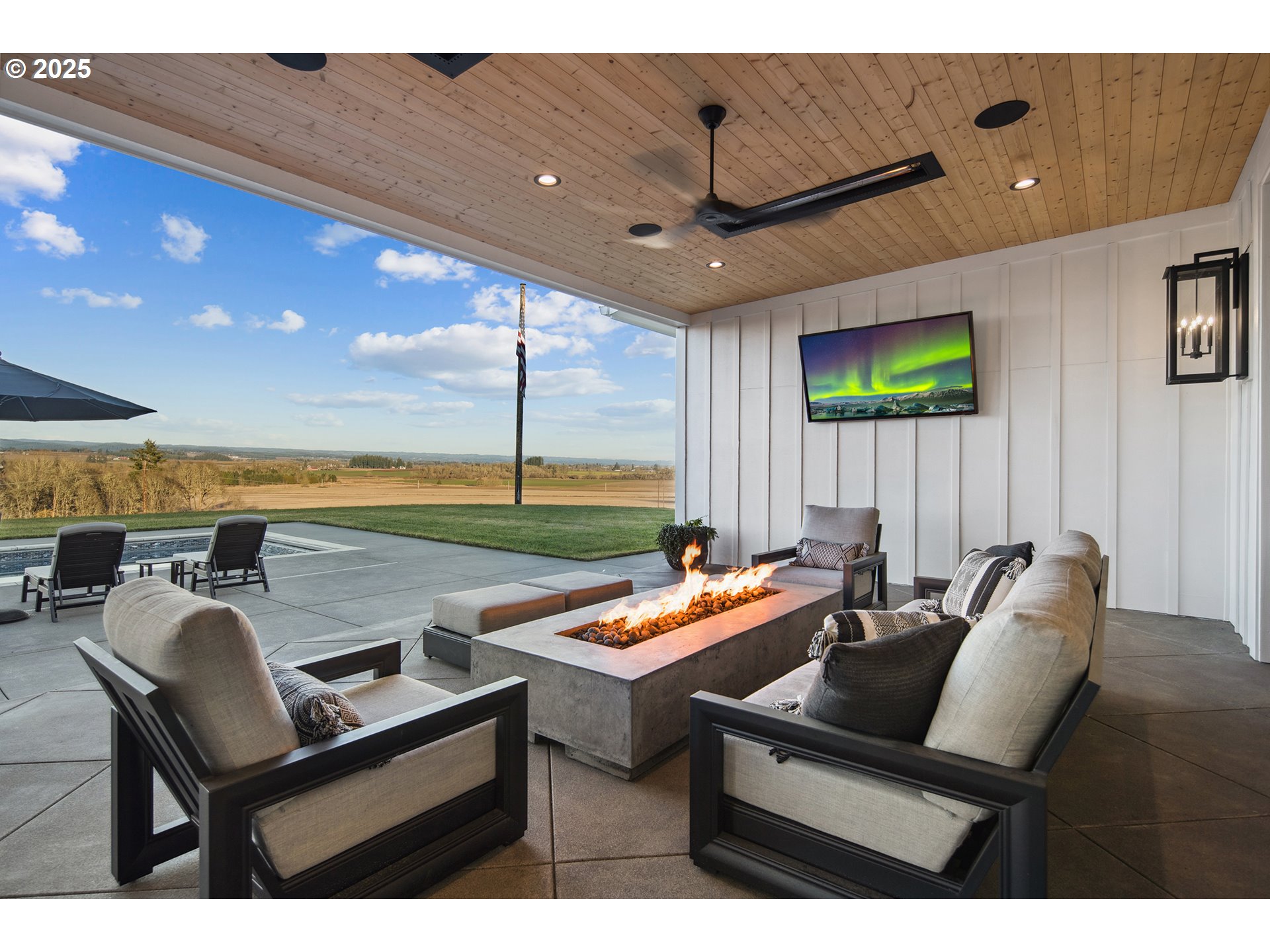 48493 NW Hillside RD