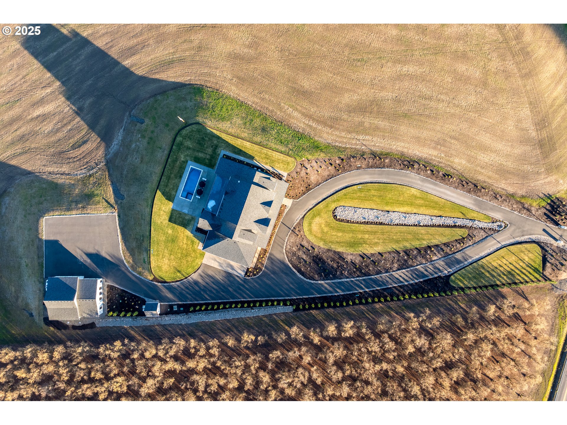 48493 NW Hillside RD