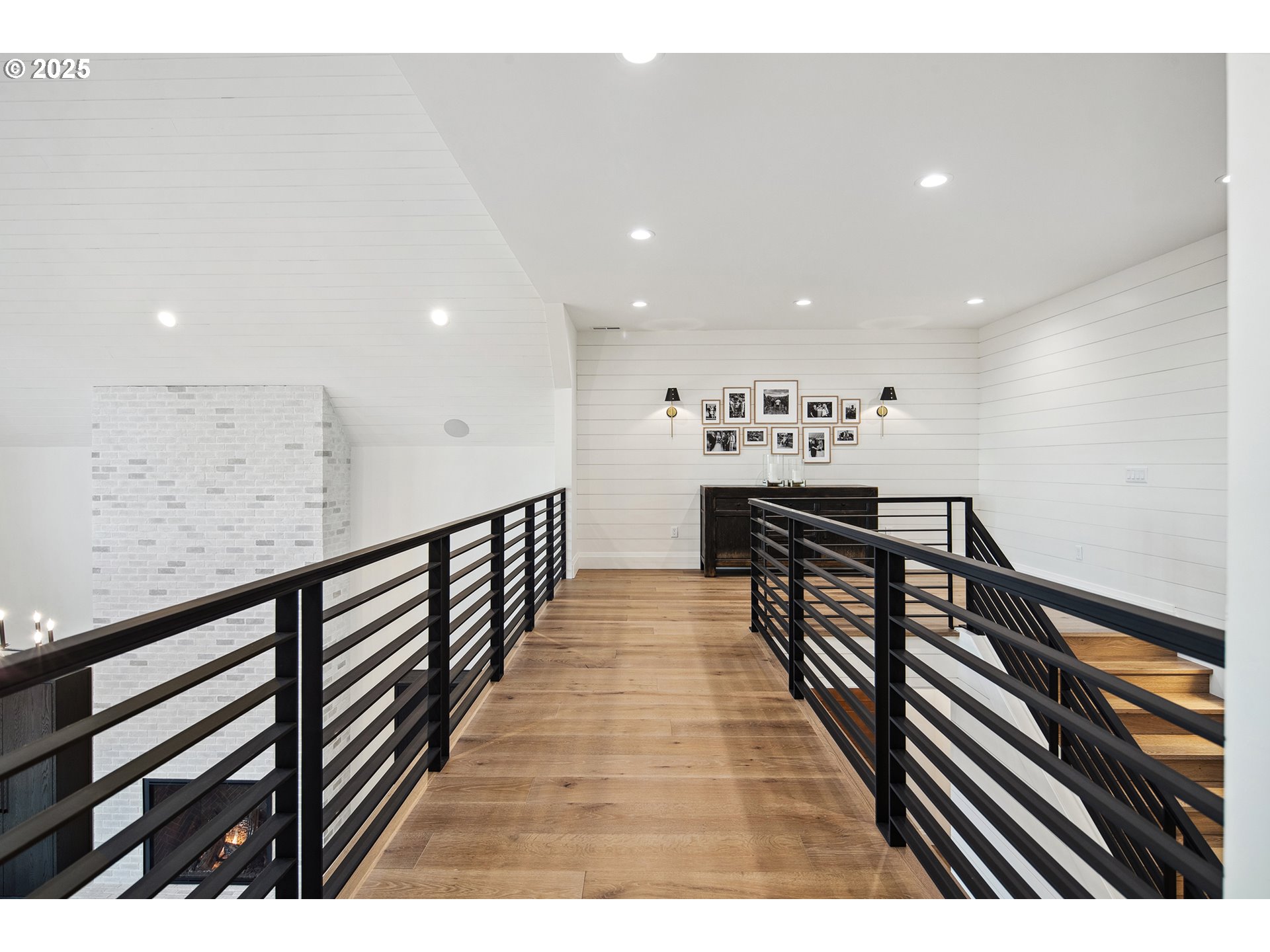 48493 NW Hillside RD