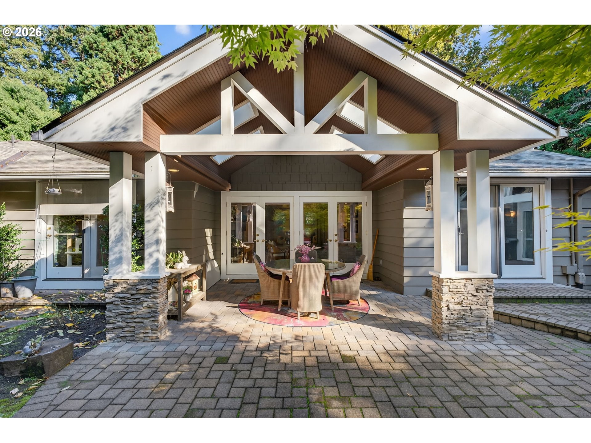18665 TRILLIUM DR