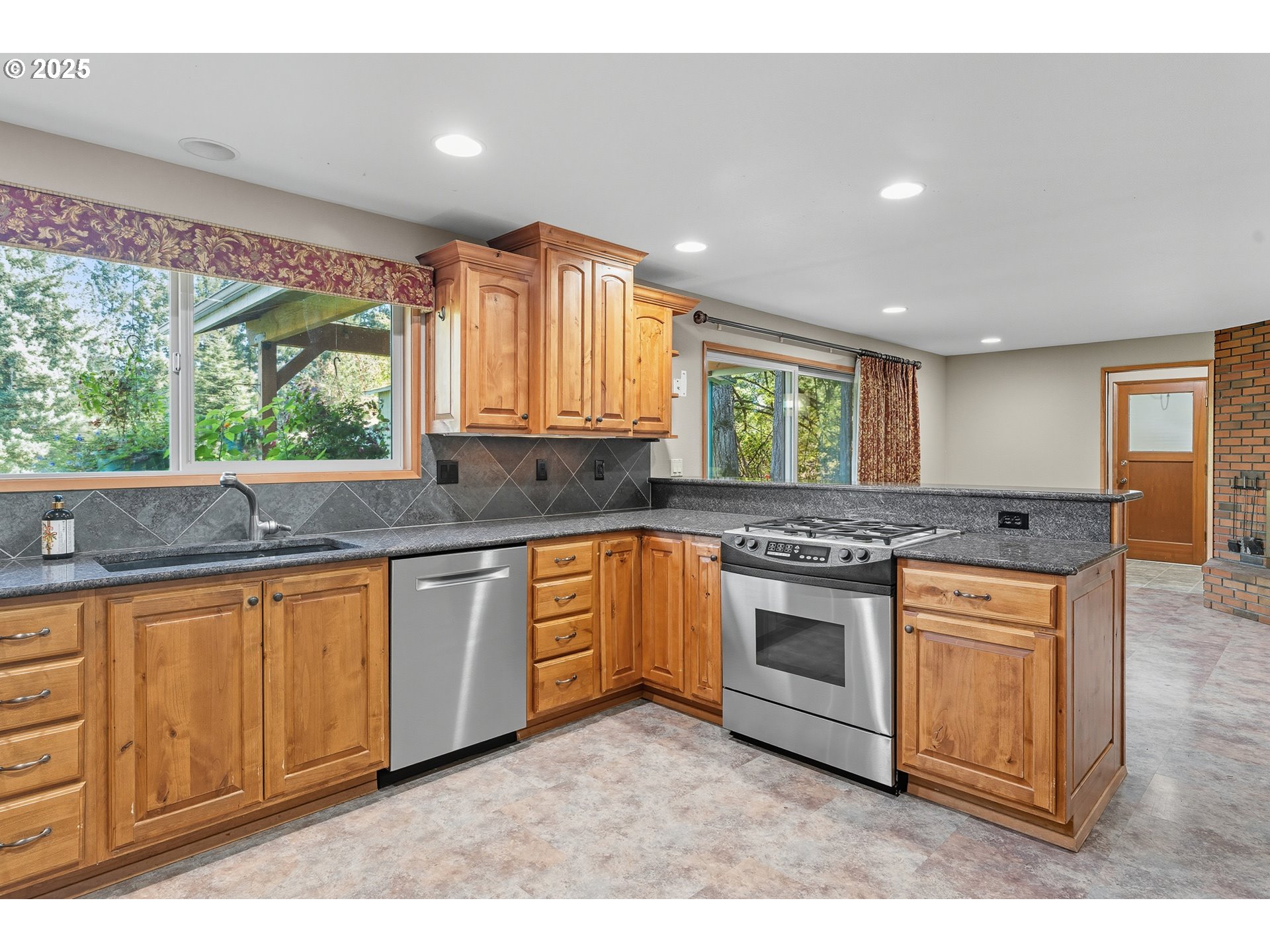 25152 SW LADD HILL RD