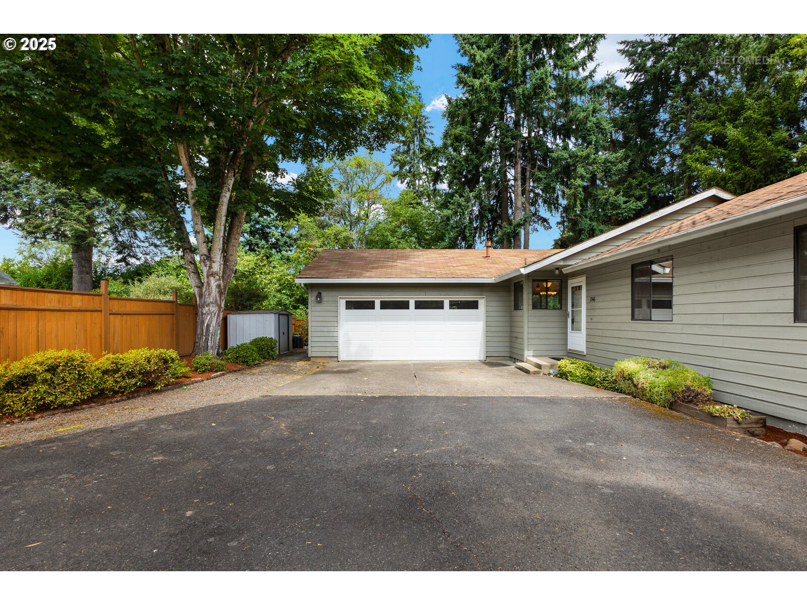 1746 SE BROOKWOOD AVE