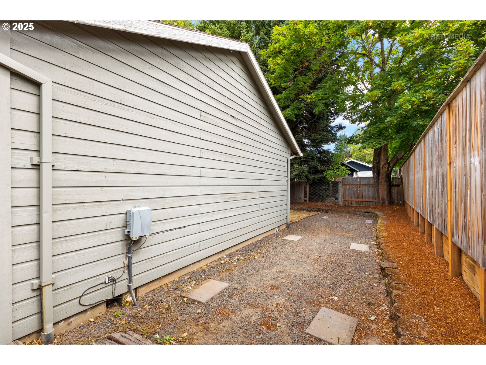 1746 SE BROOKWOOD AVE