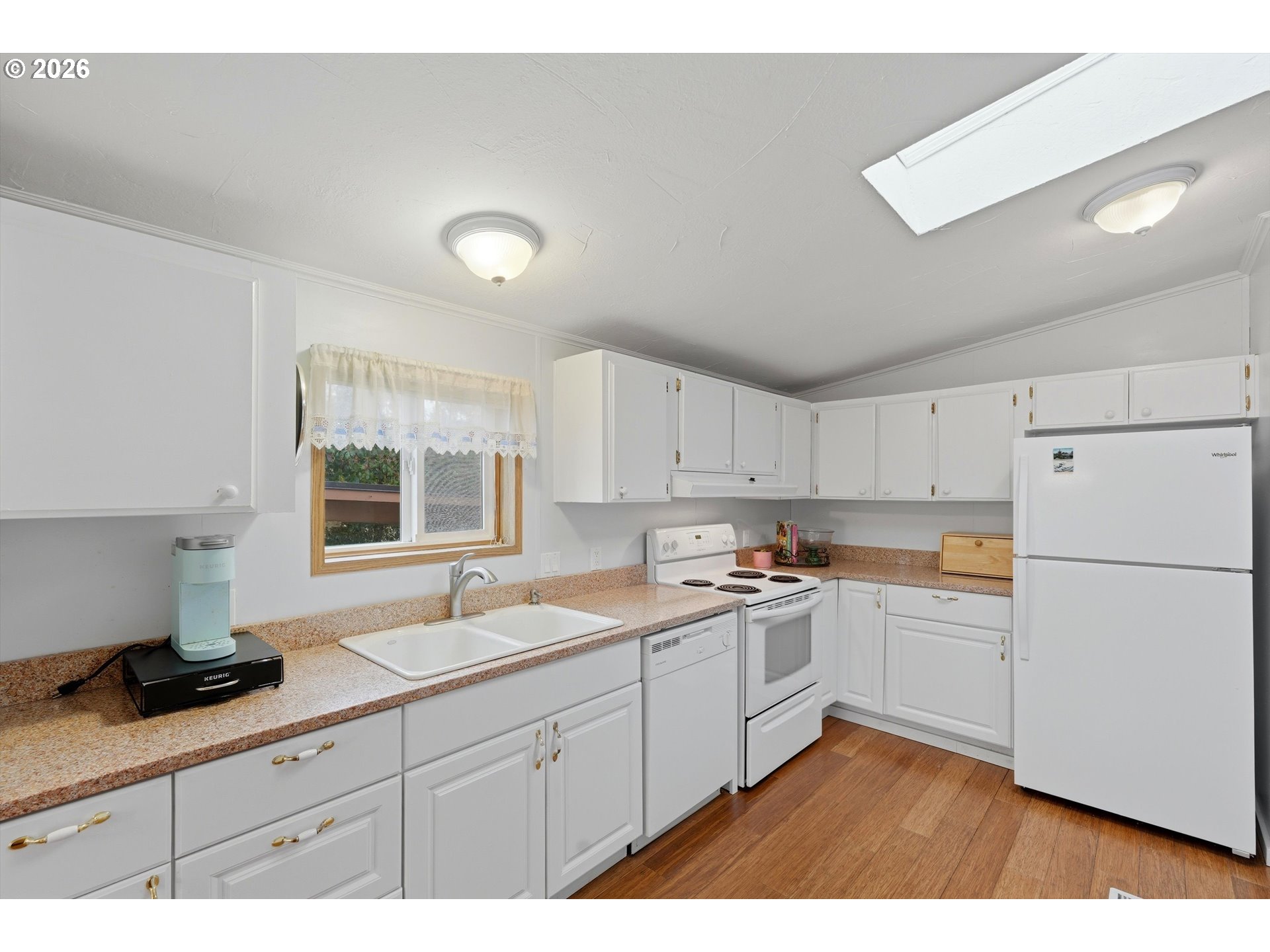 5885 NE Jacobson ST 63