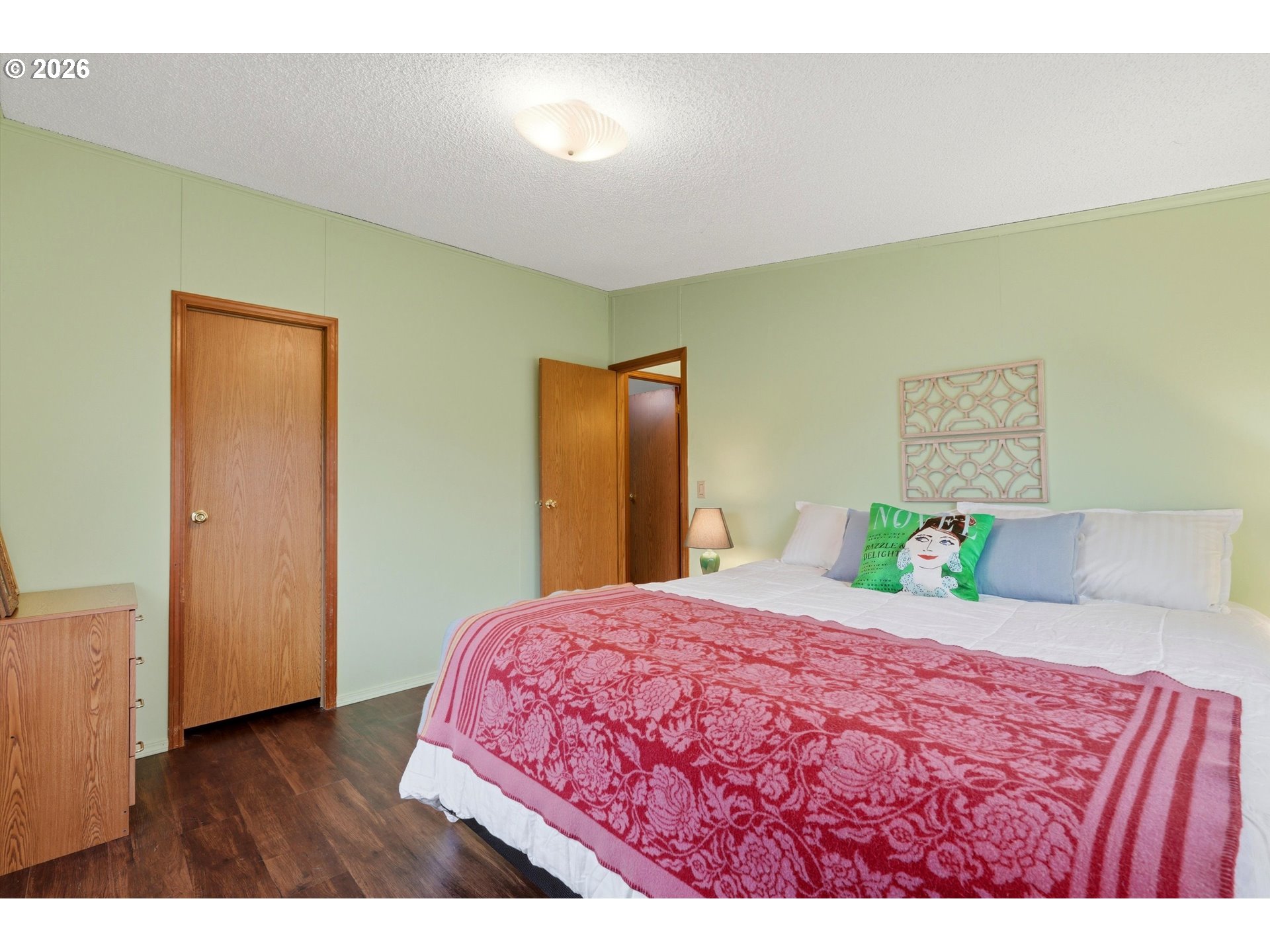 5885 NE Jacobson ST 63