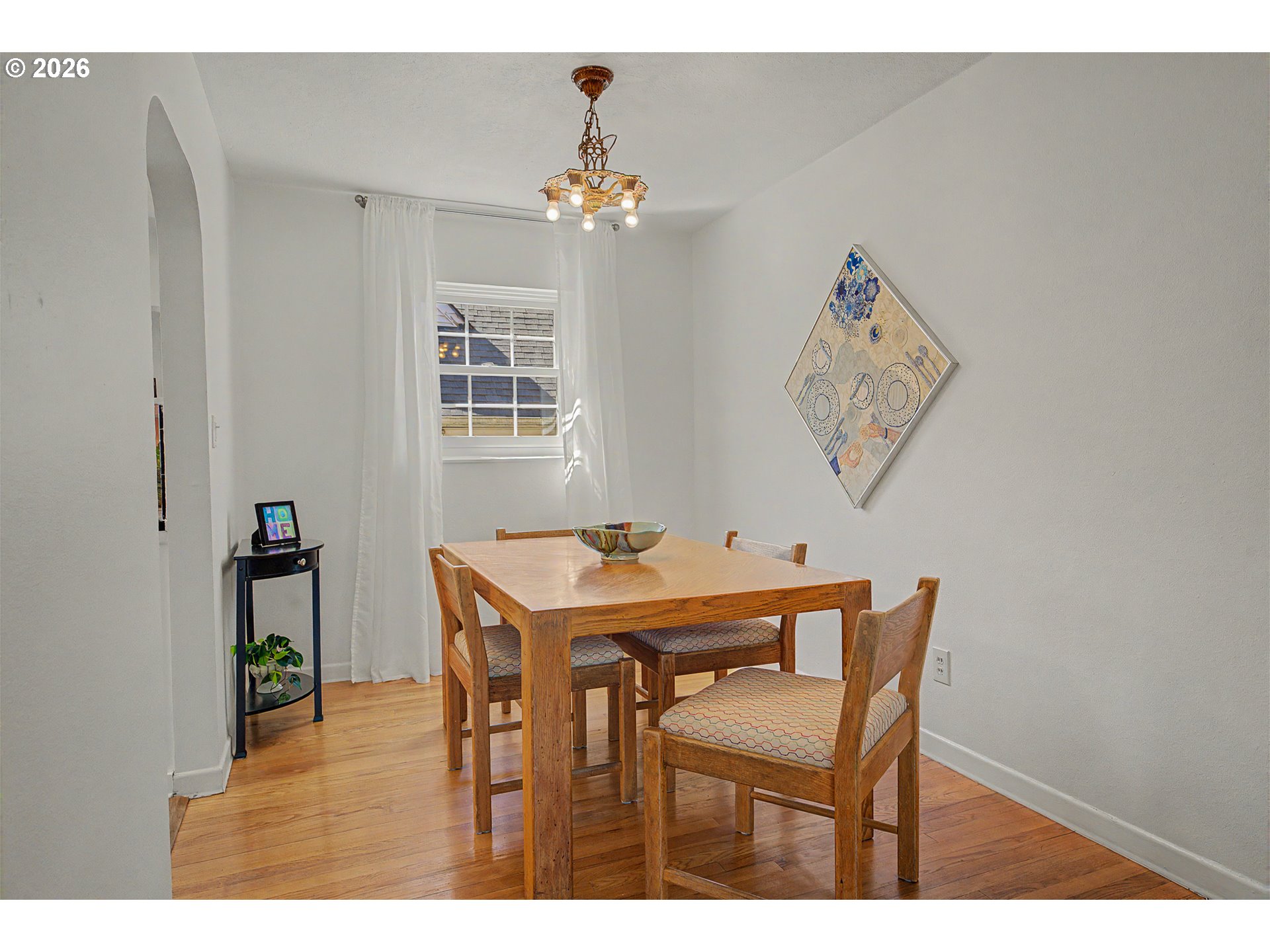 4341 NE HALSEY ST 18