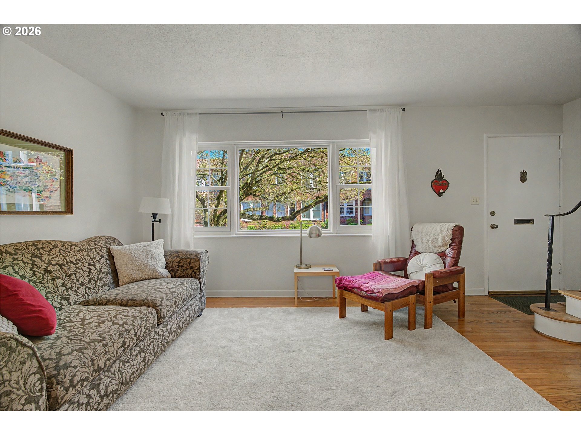 4341 NE HALSEY ST 18