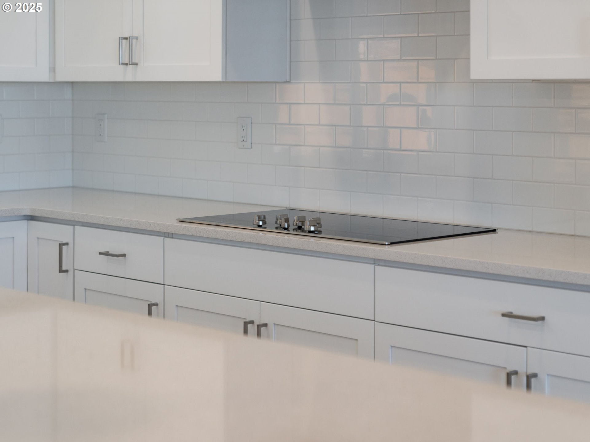 2128 NE RIDGE RUN LN