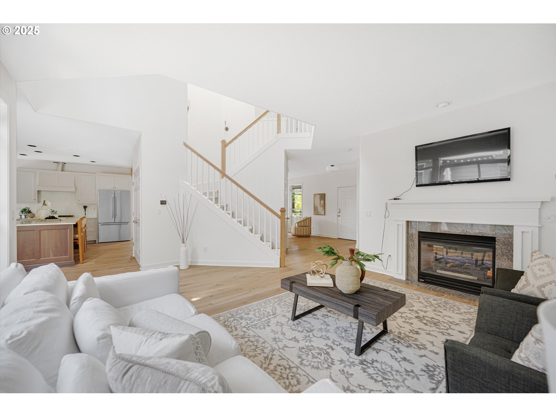 3022 KENSINGTON CT