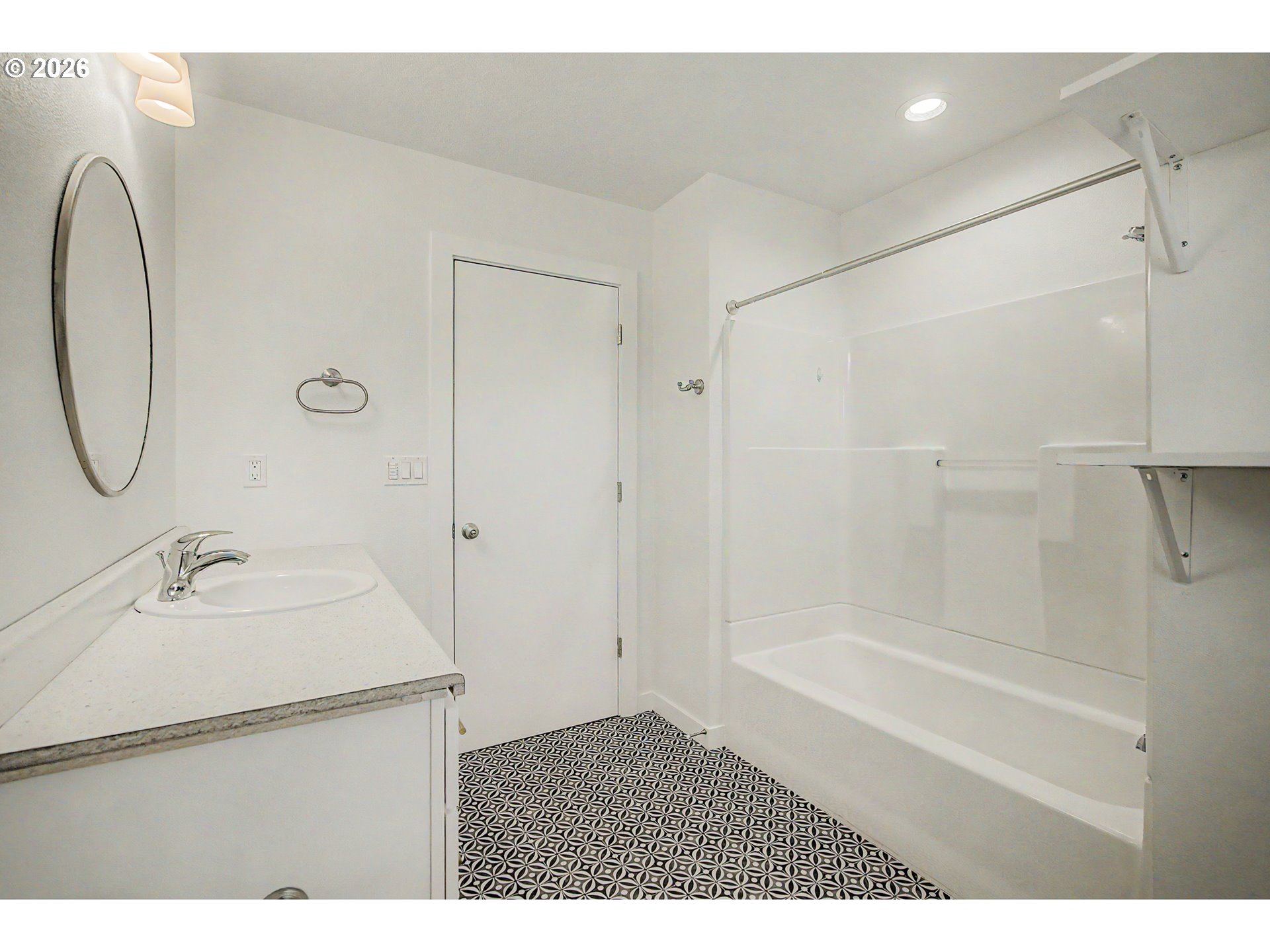 1315 N LOCUST ST