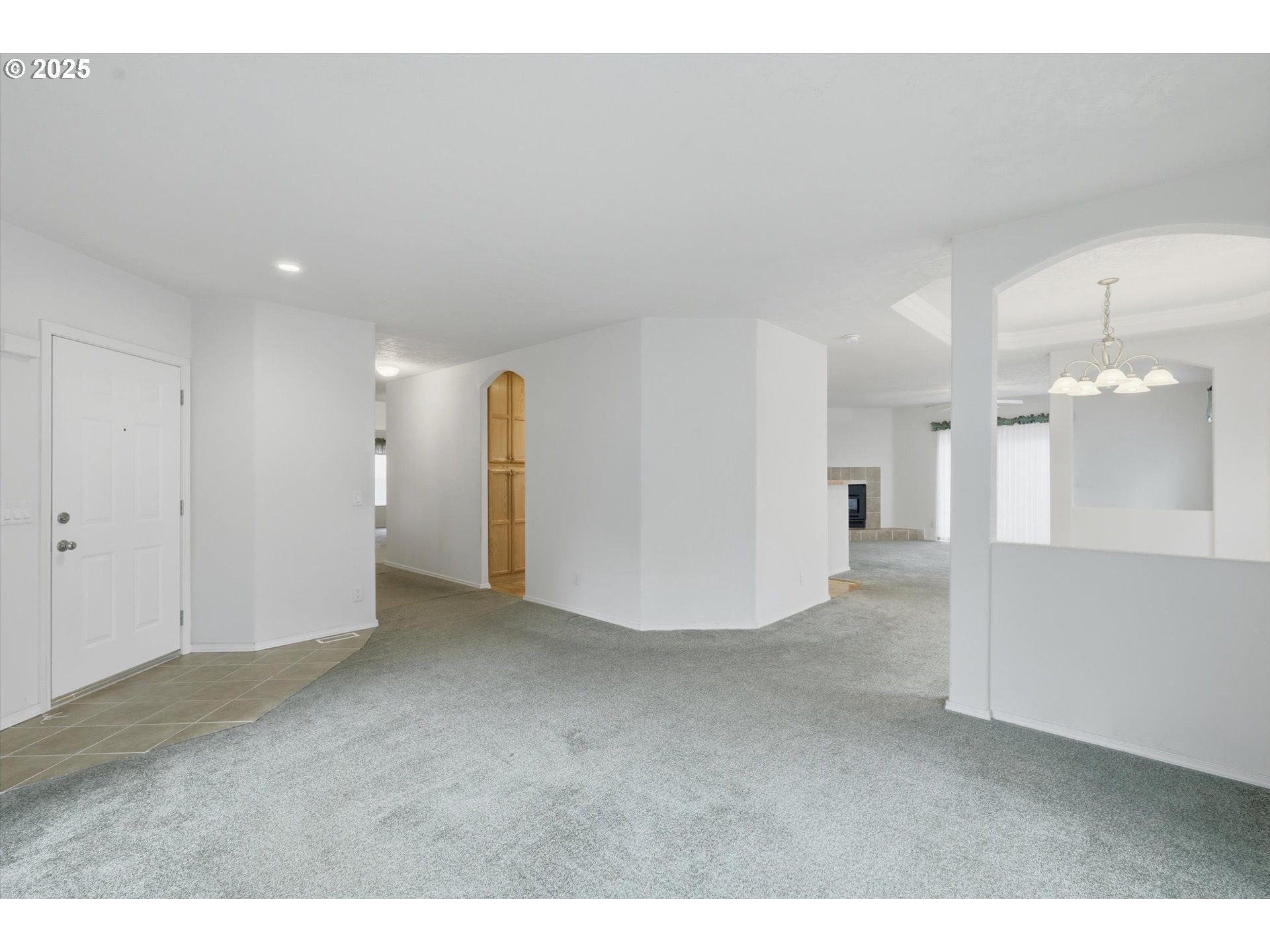 24702 E CEDAR HILL TER