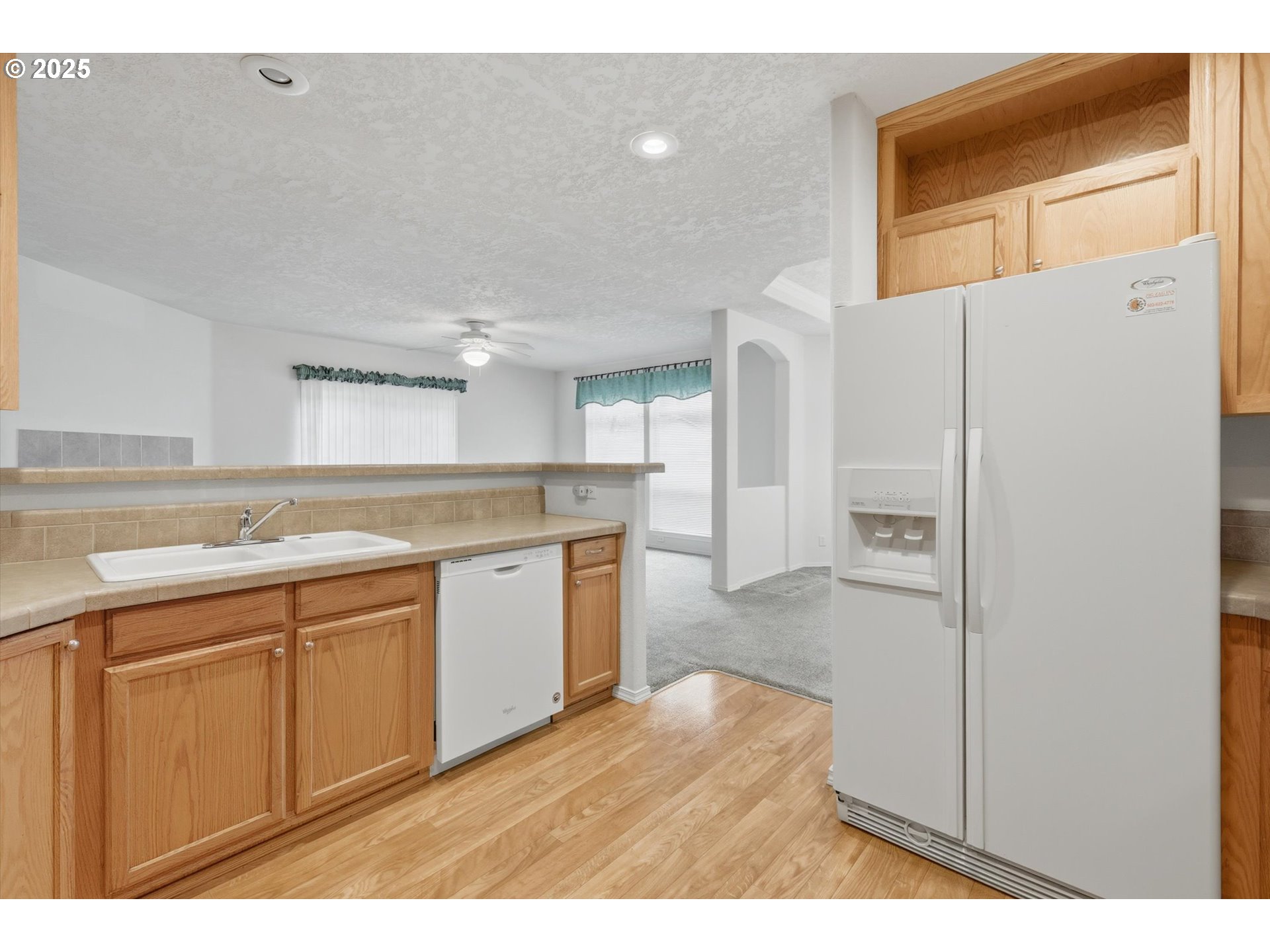 24702 E CEDAR HILL TER