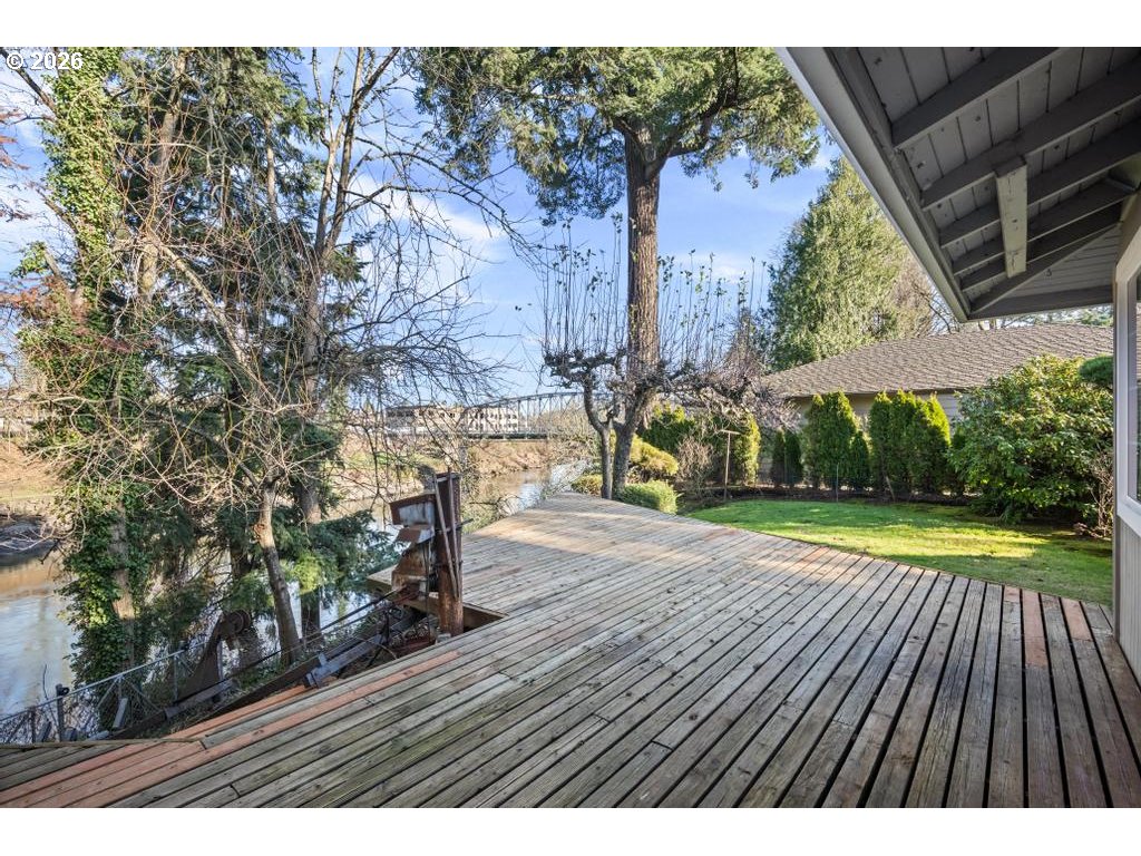 15741 S WASHINGTON ST