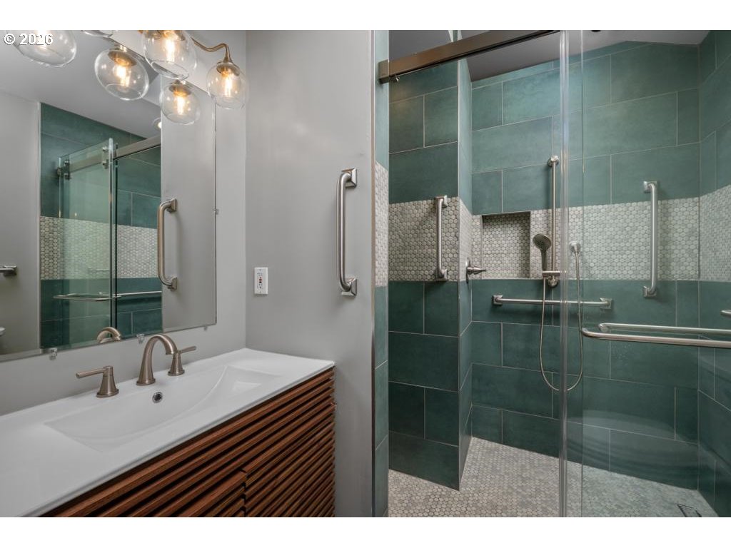 15741 S WASHINGTON ST