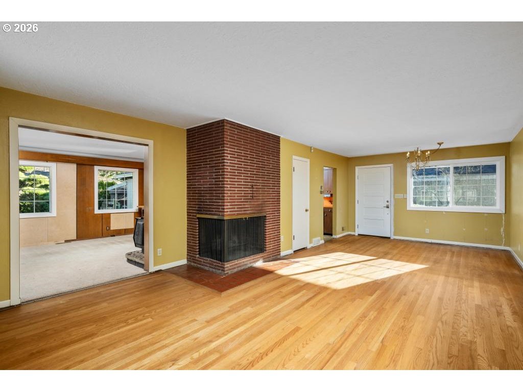 15741 S WASHINGTON ST