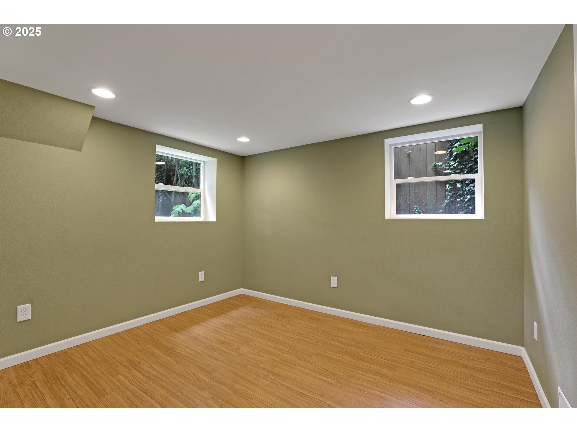 3607 NE 13TH AVE