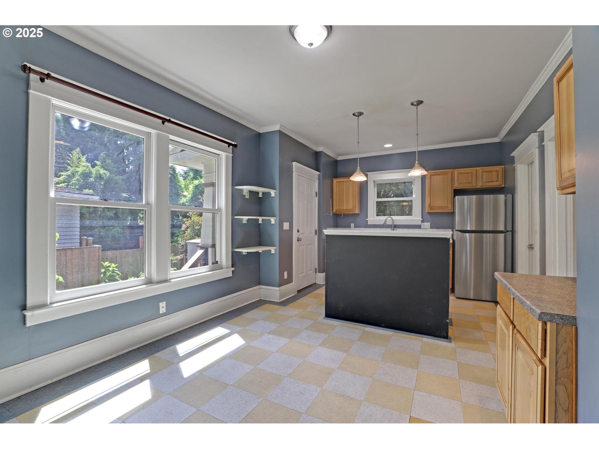 3607 NE 13TH AVE