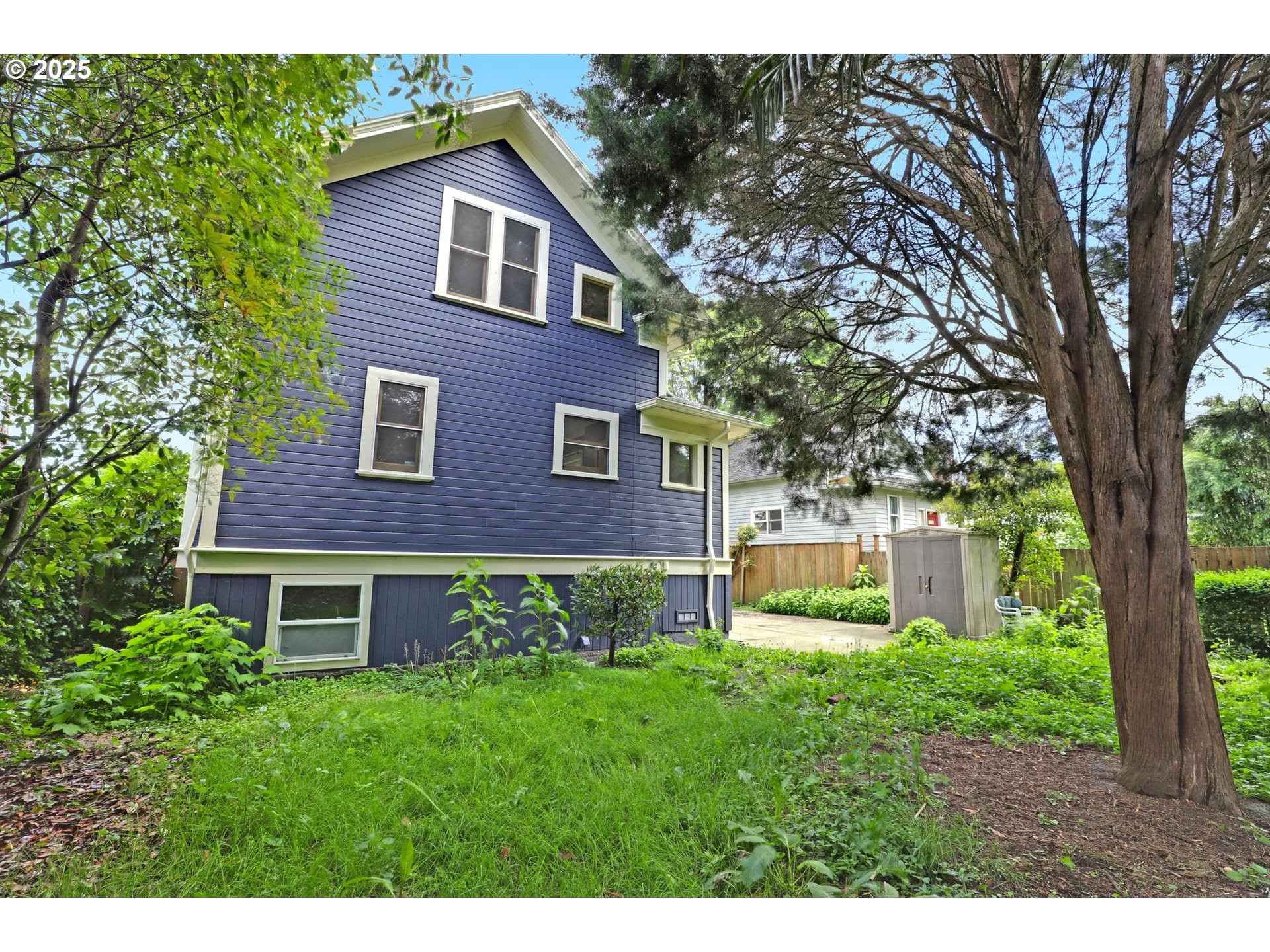 3607 NE 13TH AVE