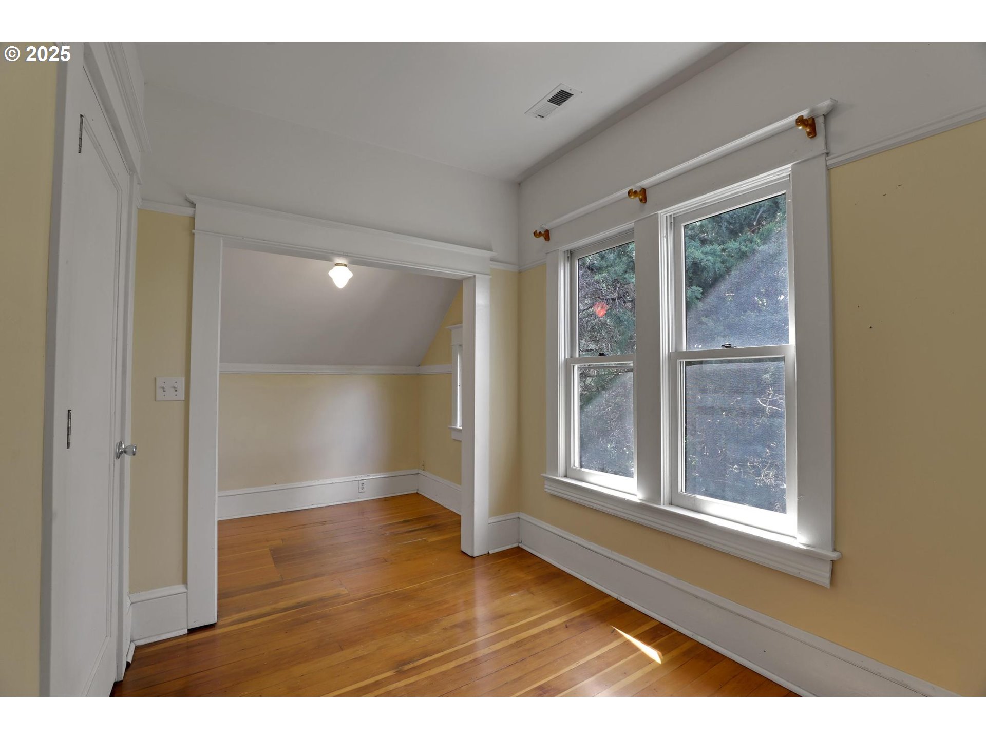 3607 NE 13TH AVE