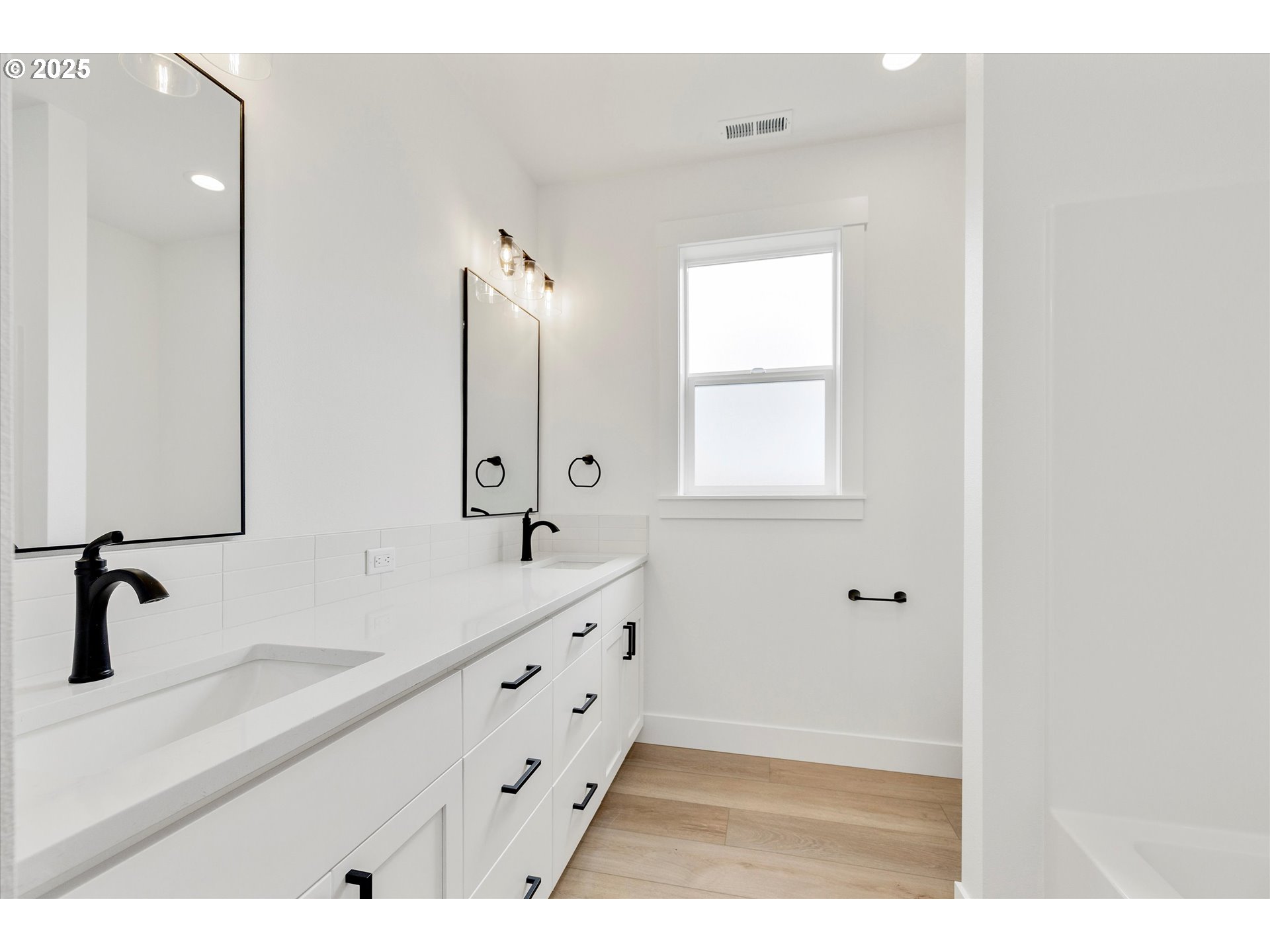 1943 SE 10TH PL, Canby