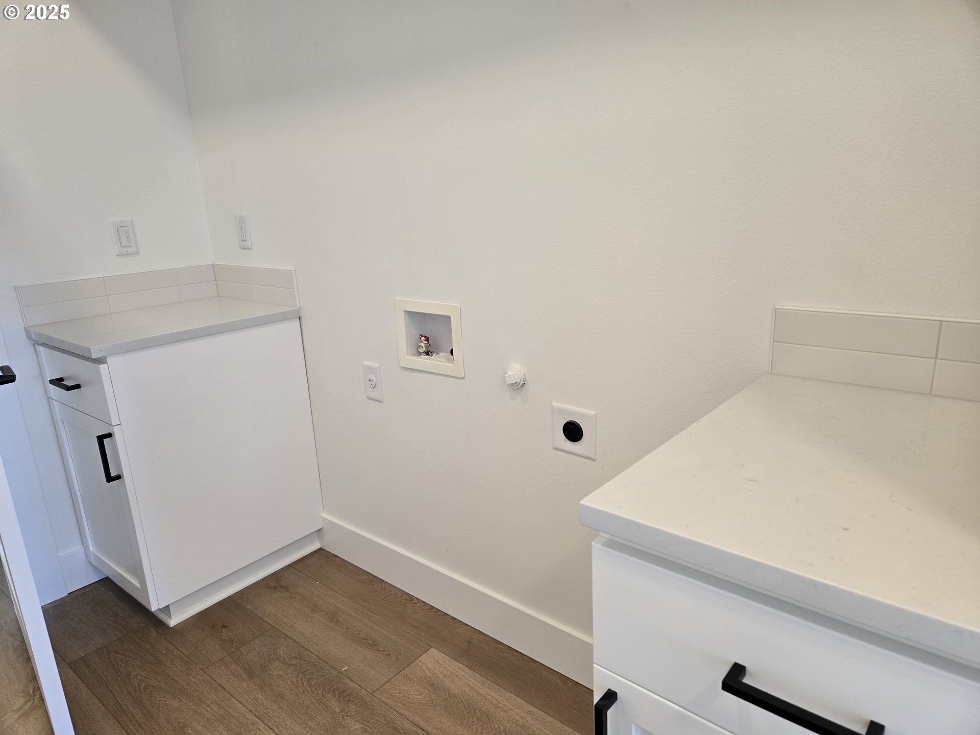 1943 SE 10TH PL, Canby