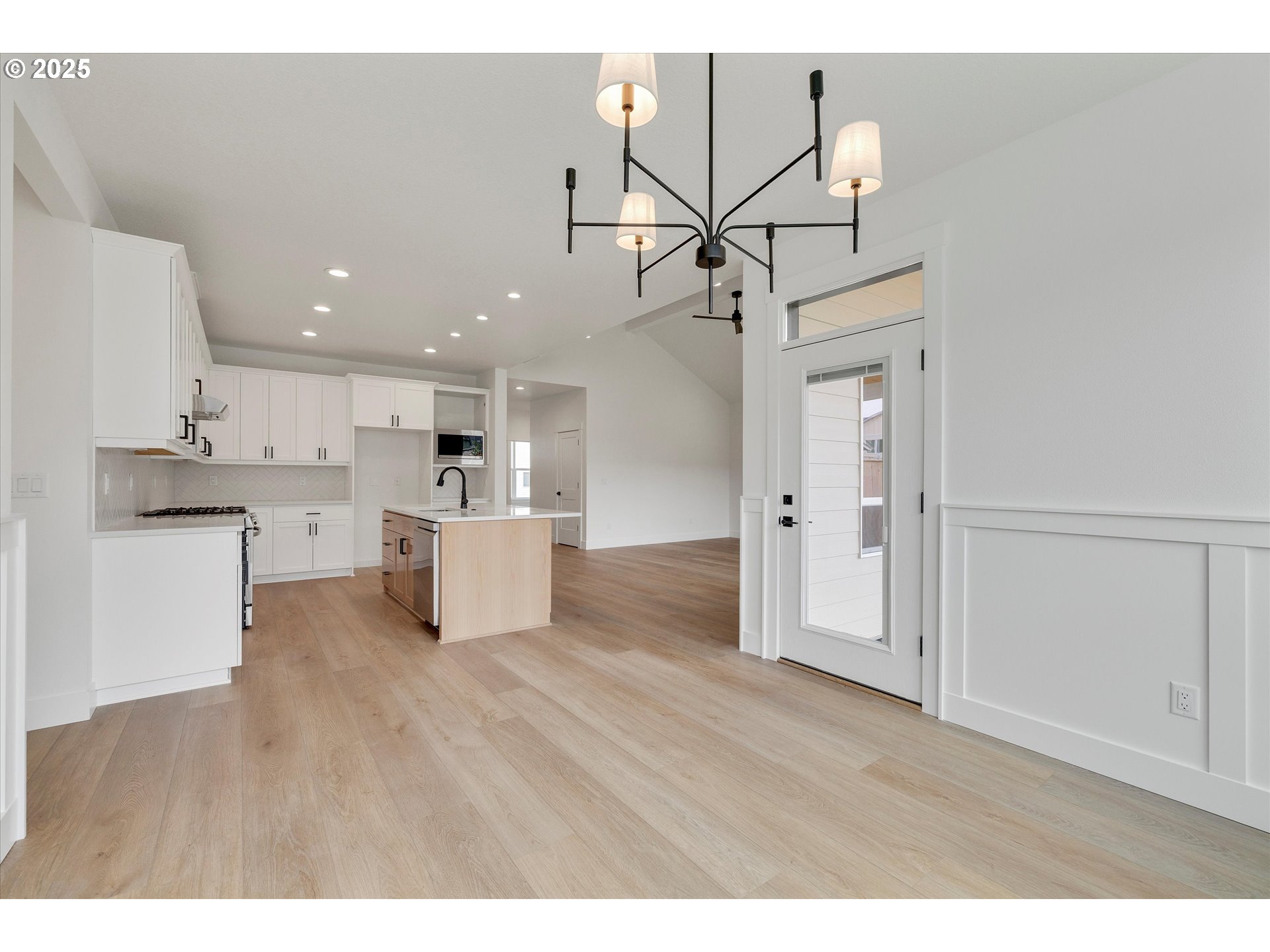 1943 SE 10TH PL, Canby